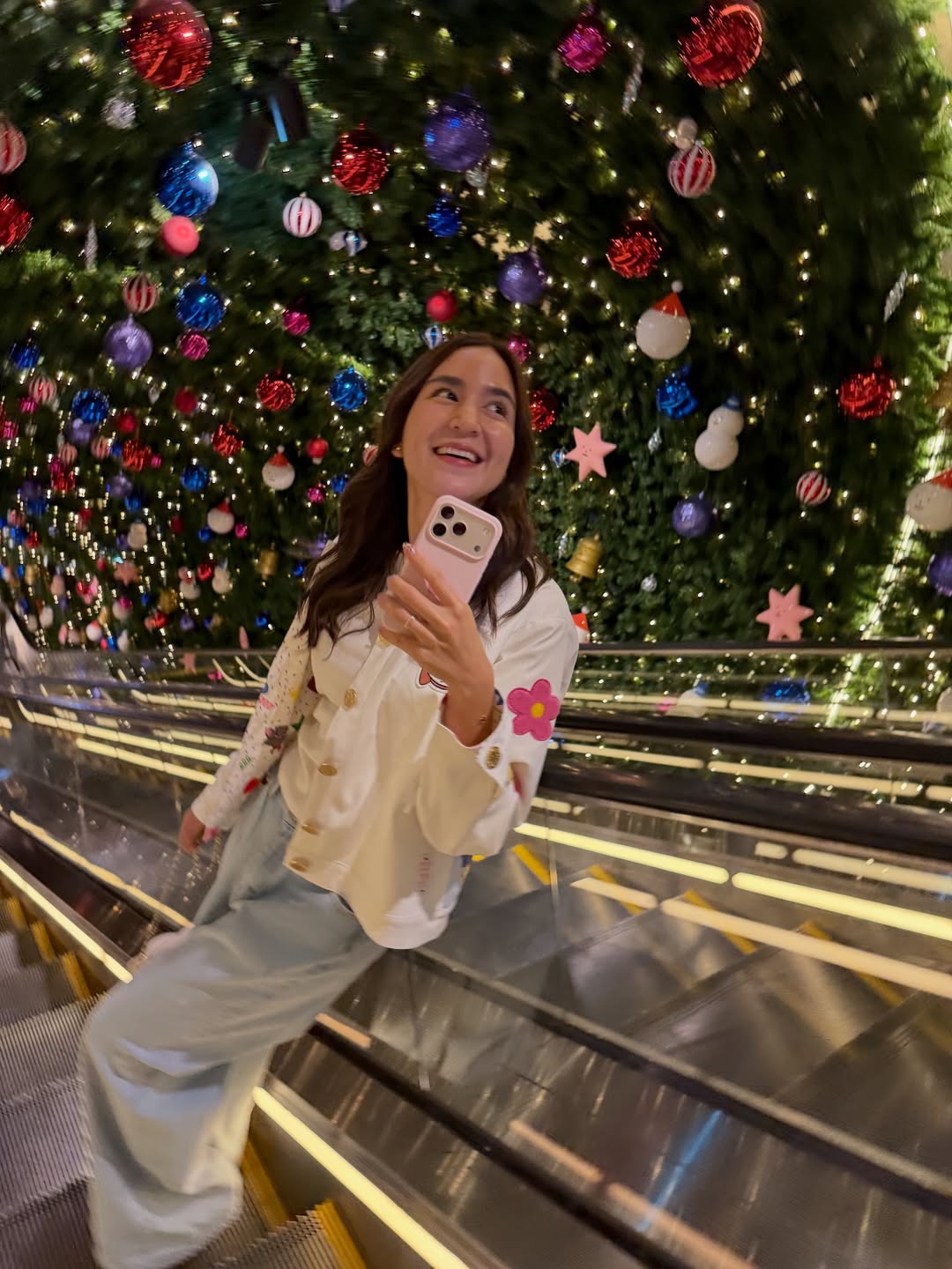 พลอย - ชิดจันทร์ ห่ง