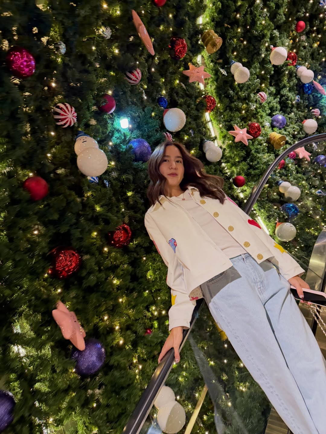 พลอย - ชิดจันทร์ ห่ง