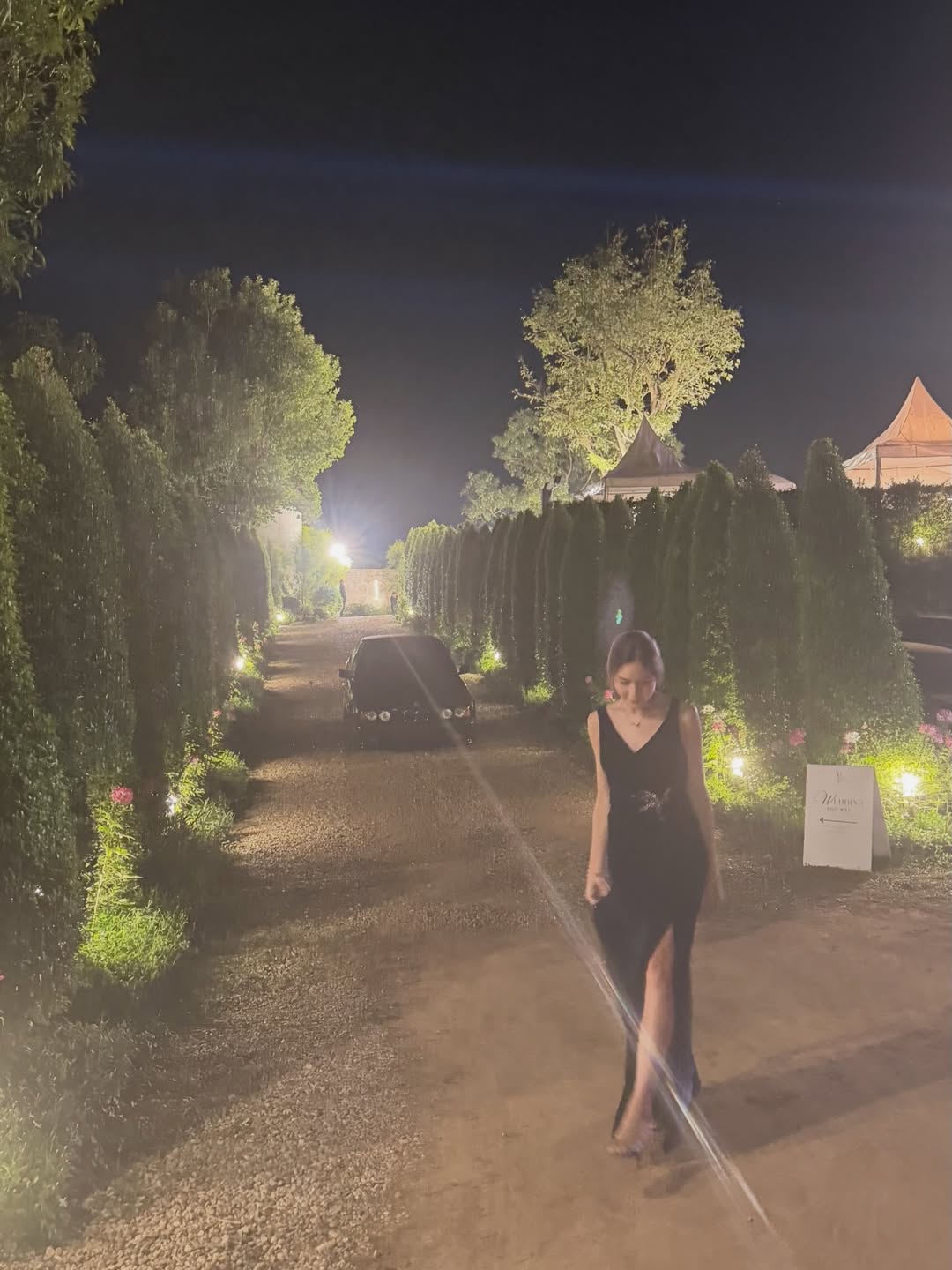 พลอย - ชิดจันทร์ ห่ง