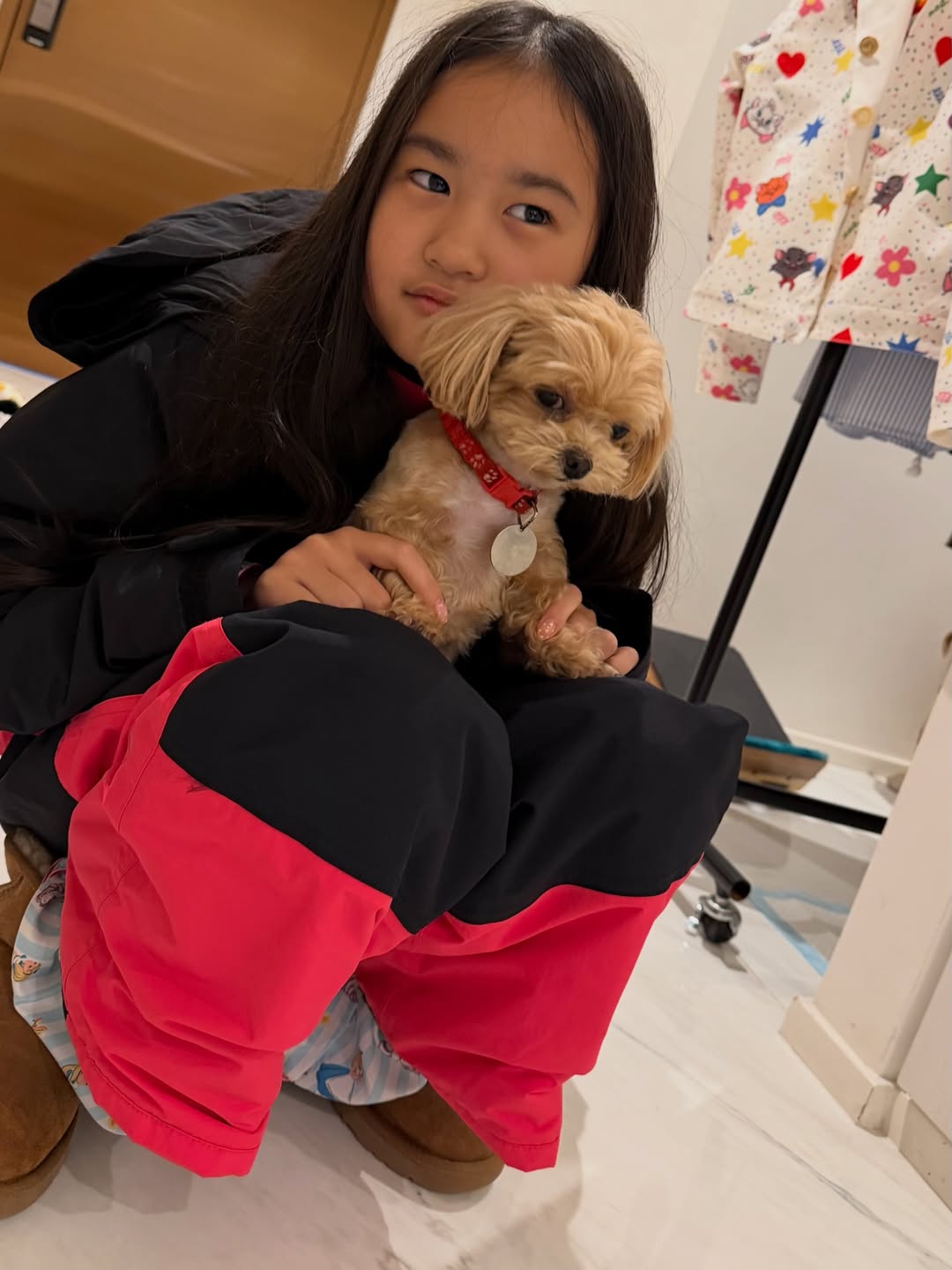 พลอย - ชิดจันทร์ ห่ง