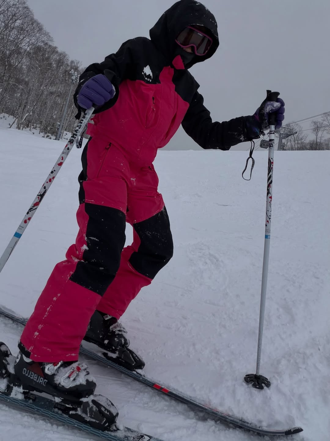 พลอย - ชิดจันทร์ ห่ง