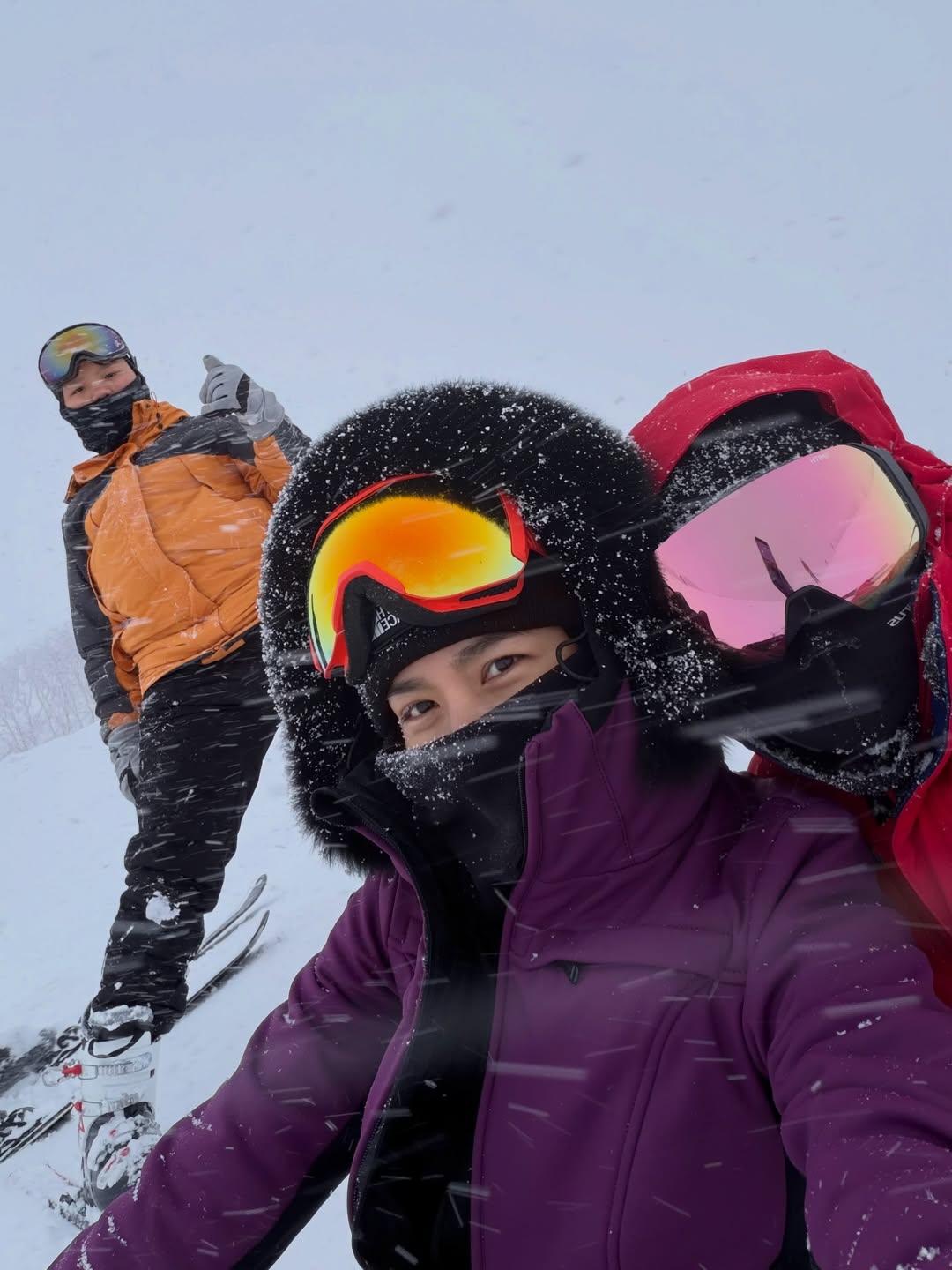 พลอย - ชิดจันทร์ ห่ง