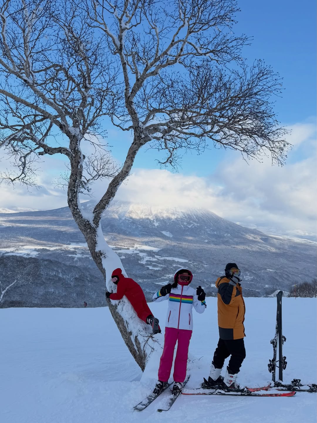 พลอย - ชิดจันทร์ ห่ง