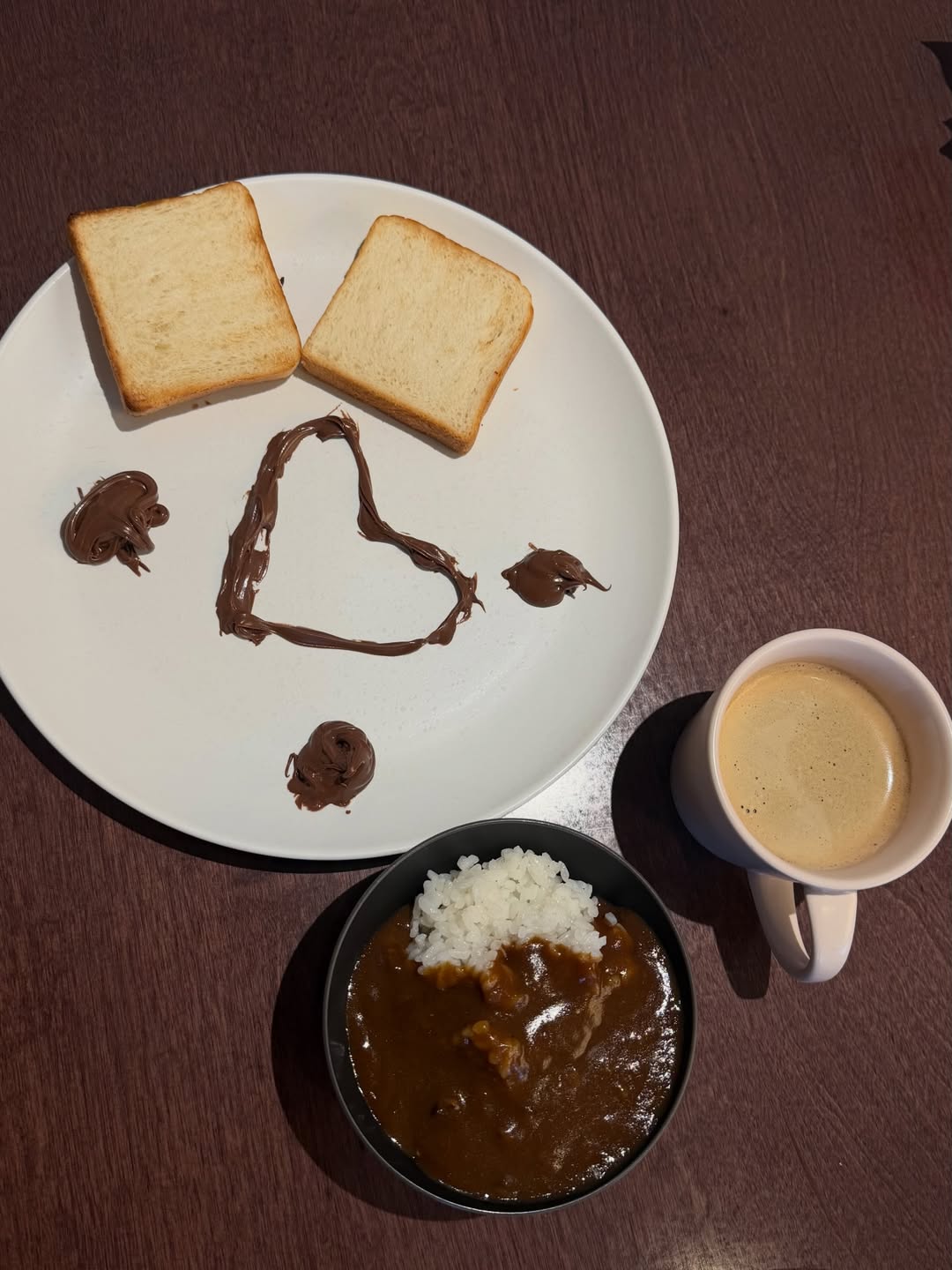 พลอย - ชิดจันทร์ ห่ง