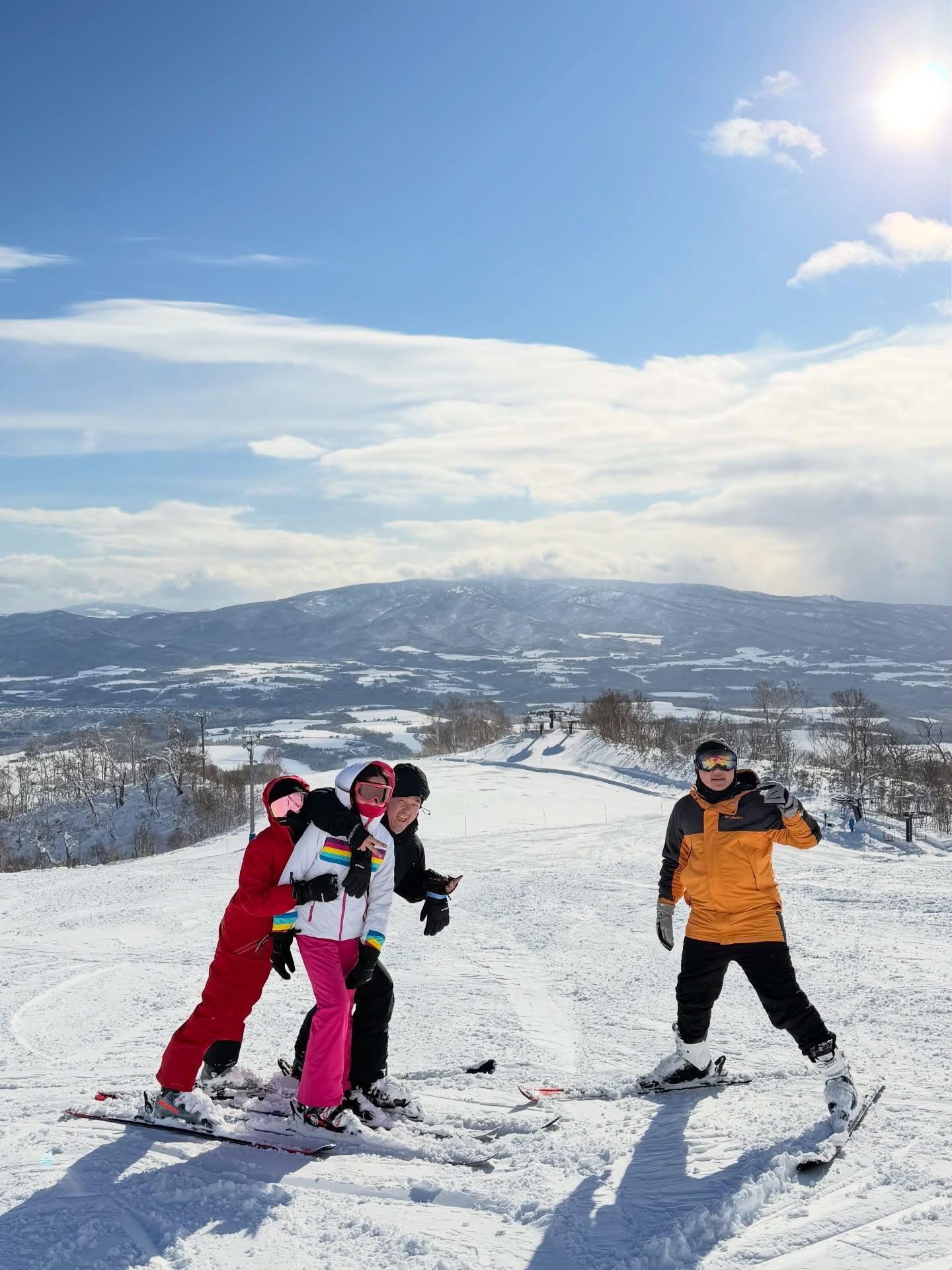 พลอย - ชิดจันทร์ ห่ง