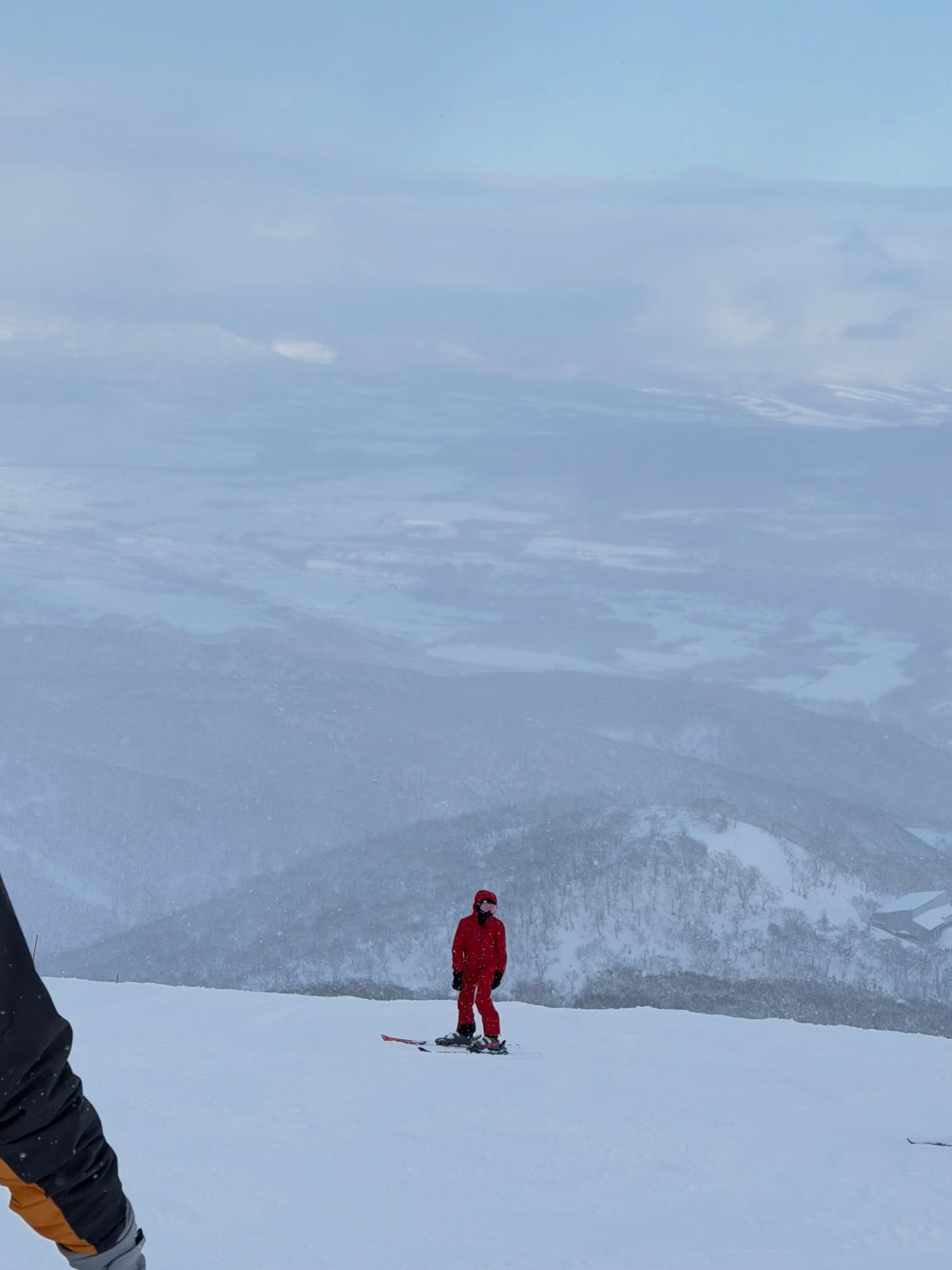 พลอย - ชิดจันทร์ ห่ง