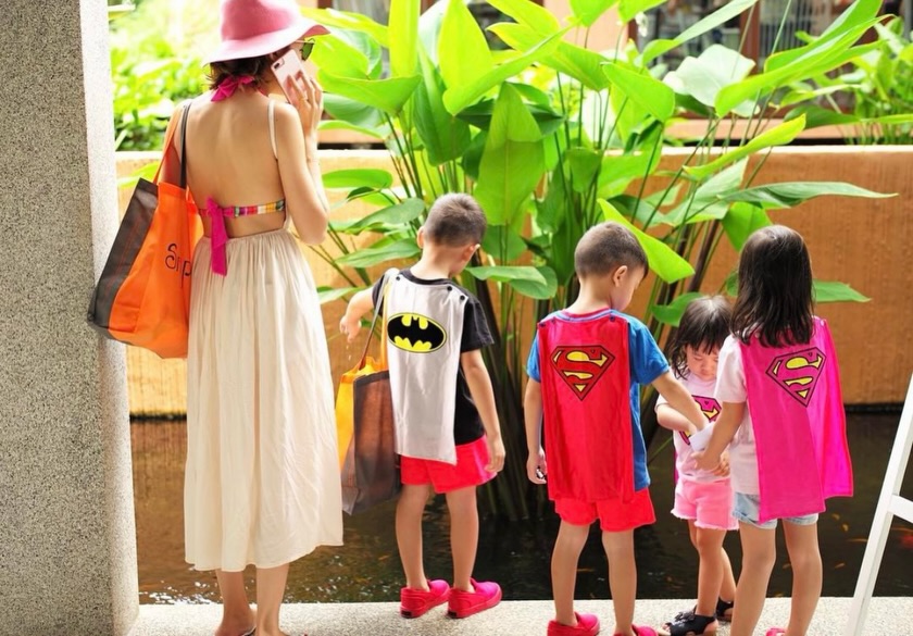 พลอย - ชิดจันทร์ ห่ง