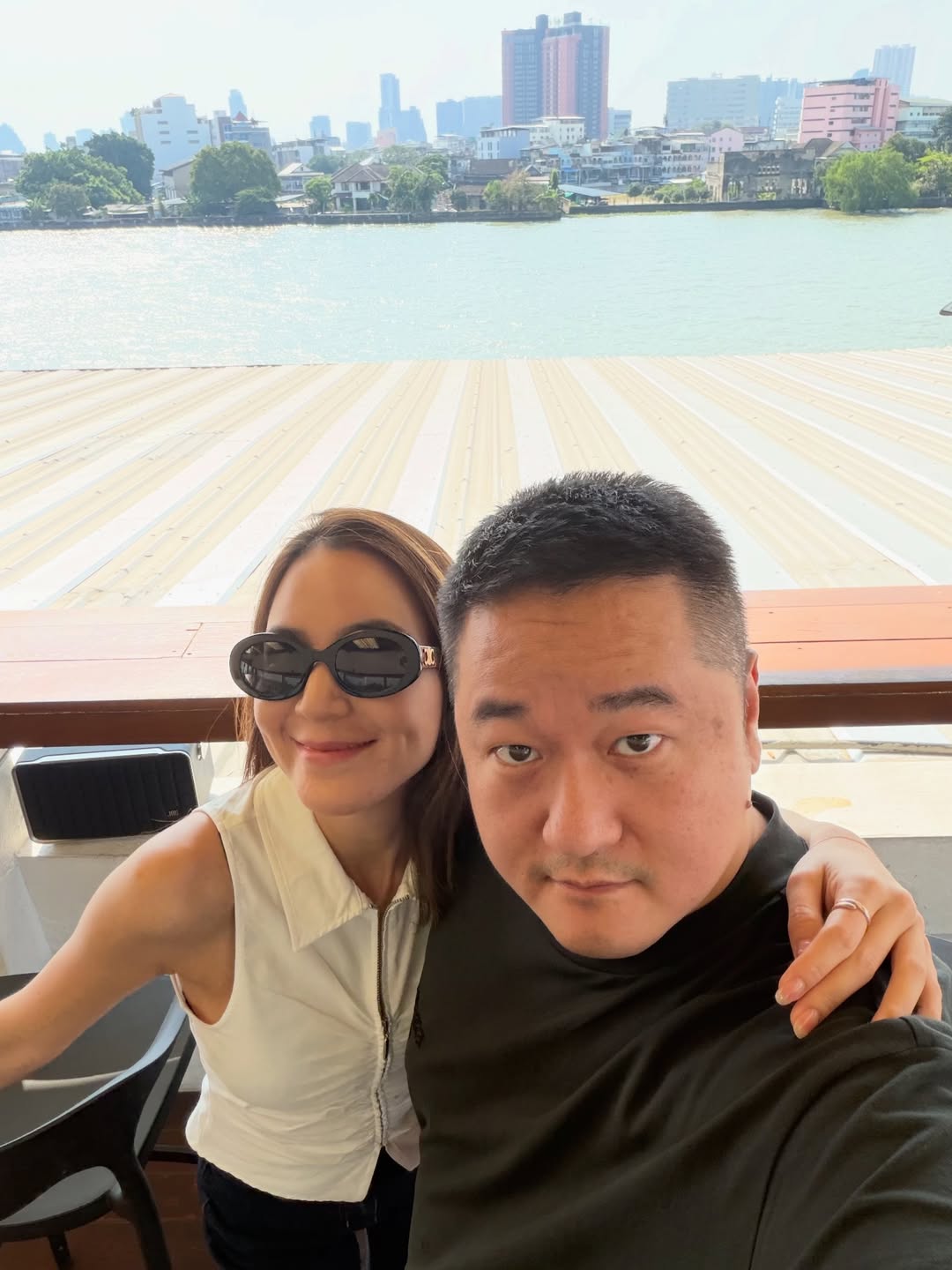 พลอย - ชิดจันทร์ ห่ง