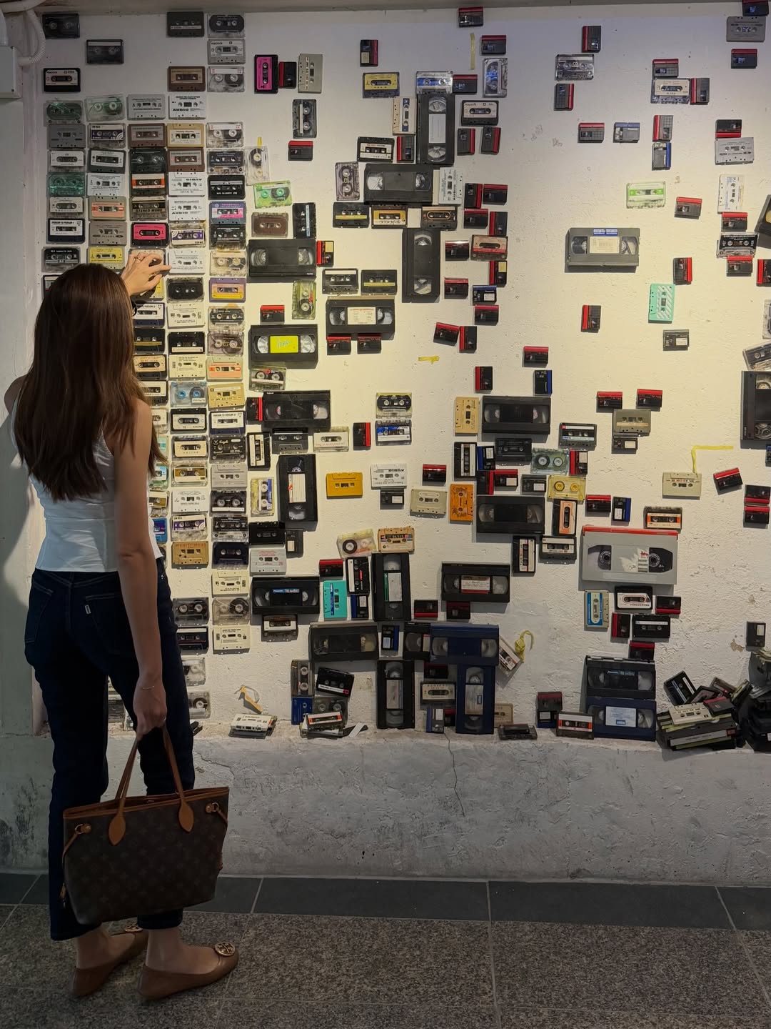 พลอย - ชิดจันทร์ ห่ง