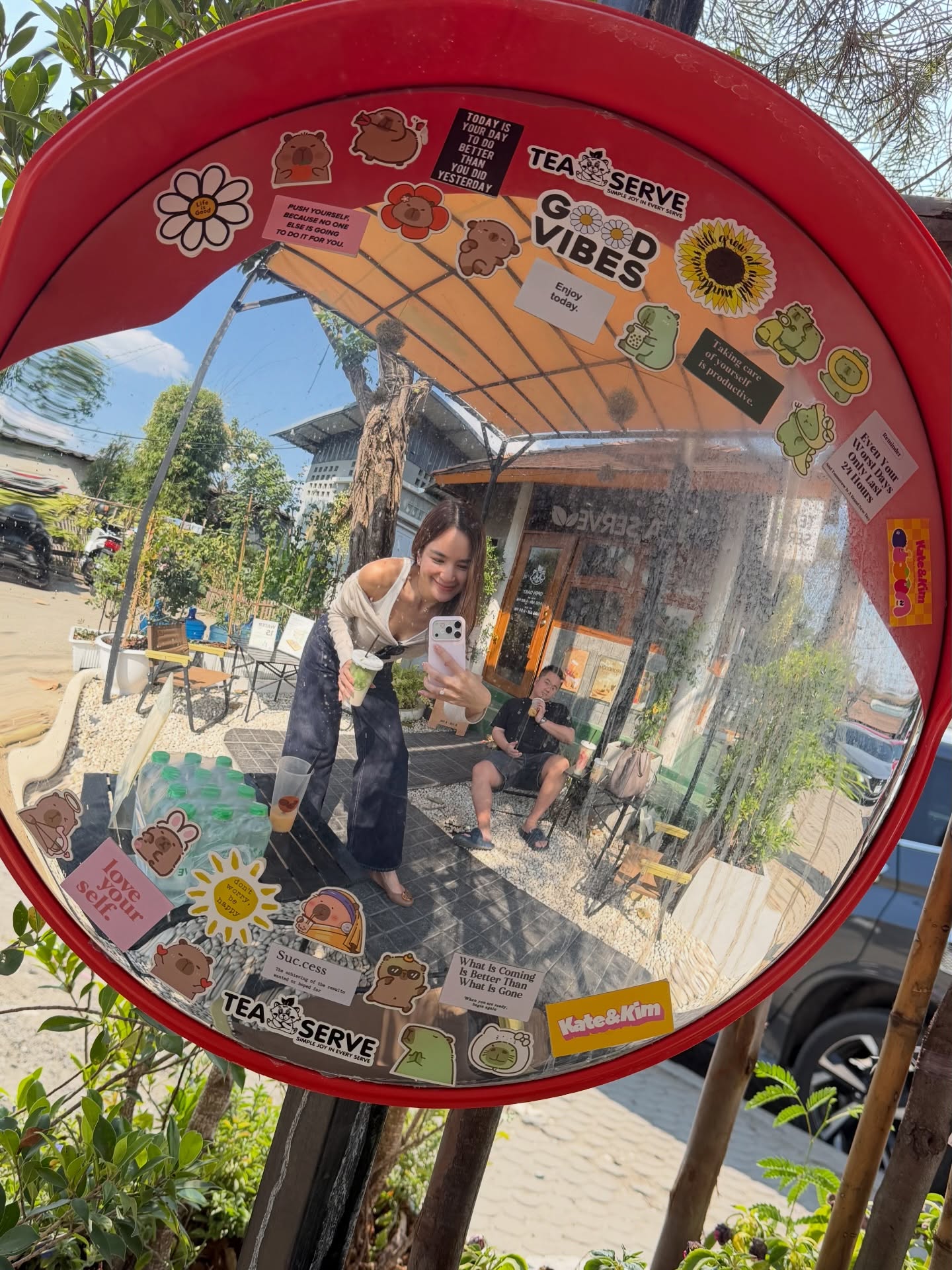 พลอย - ชิดจันทร์ ห่ง