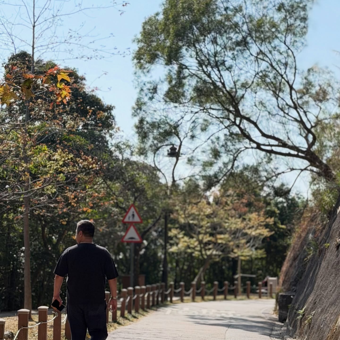 พลอย - ชิดจันทร์ ห่ง