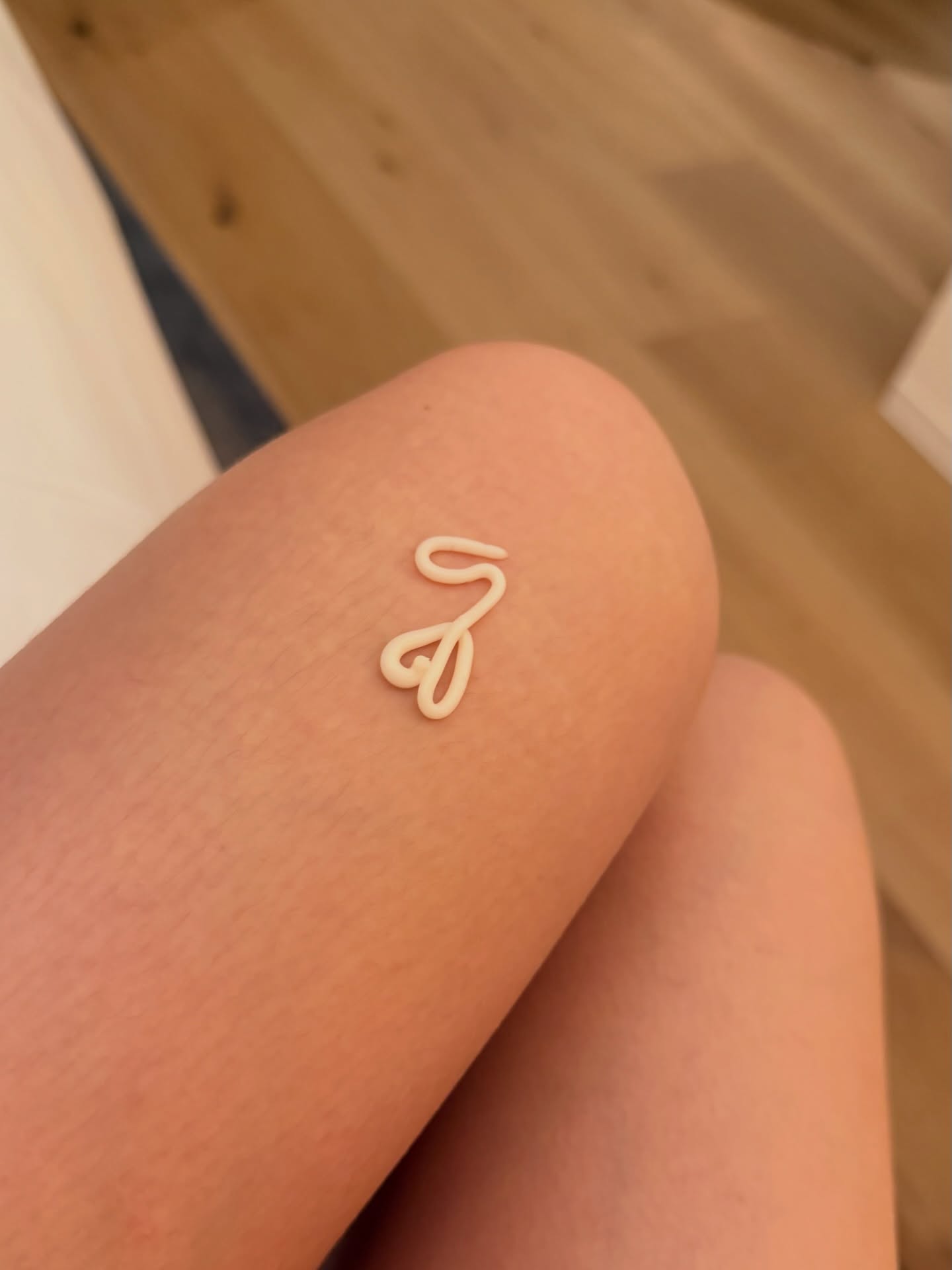 พลอย - ชิดจันทร์ ห่ง