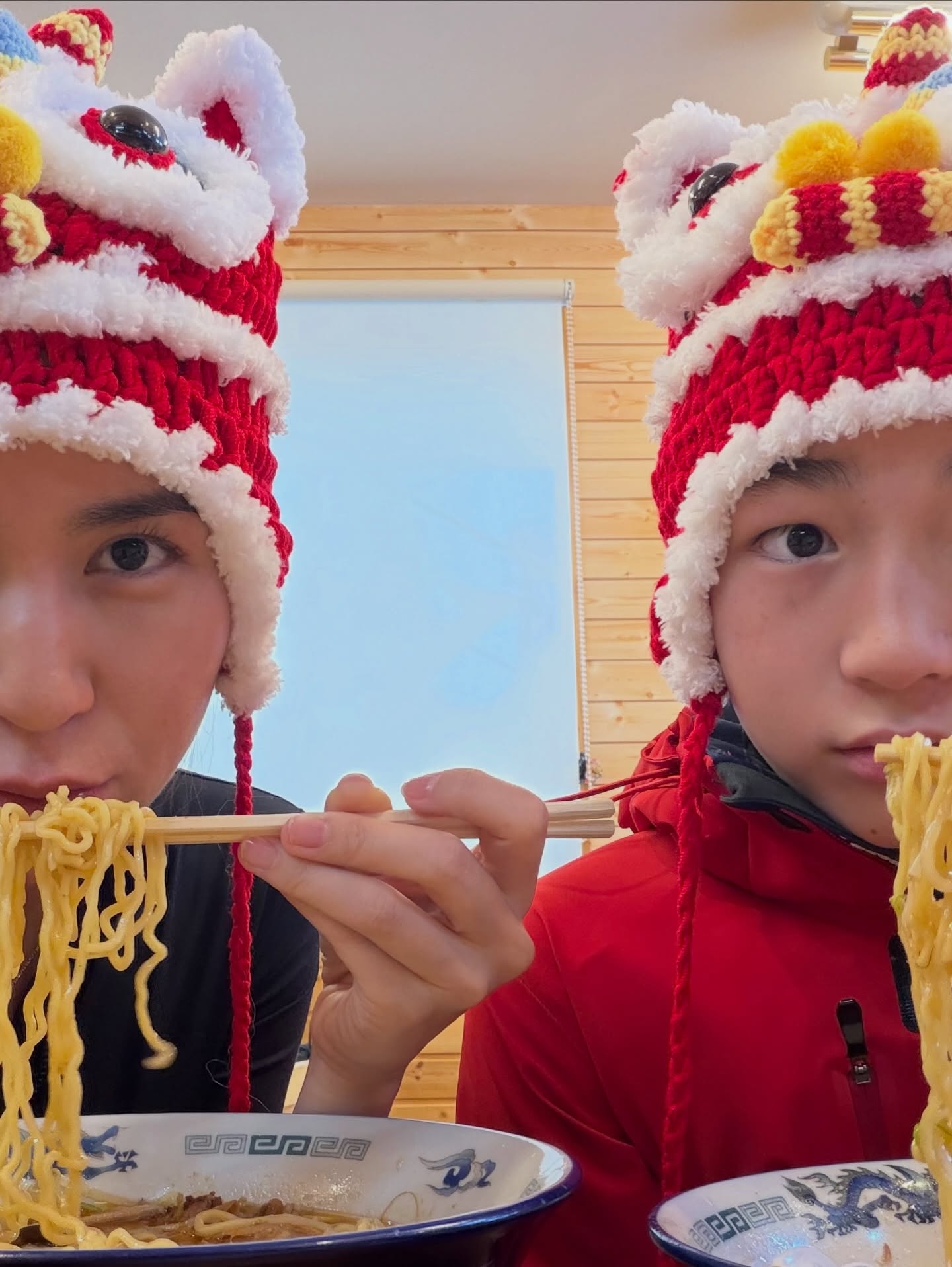 พลอย - ชิดจันทร์ ห่ง