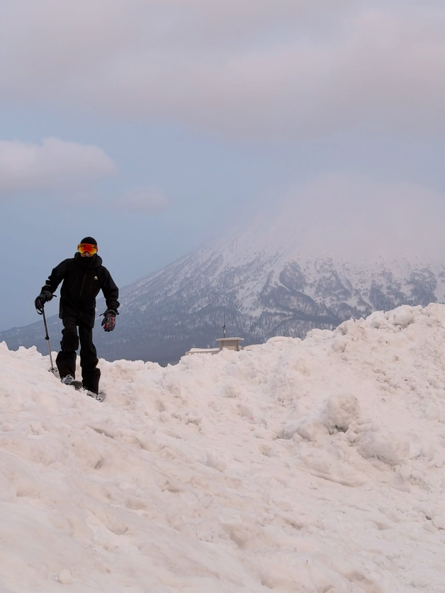 พลอย - ชิดจันทร์ ห่ง
