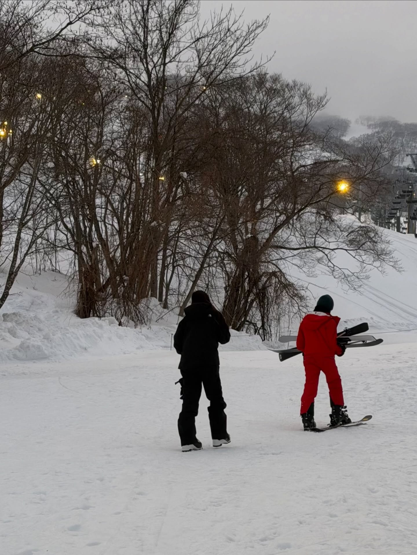 พลอย - ชิดจันทร์ ห่ง