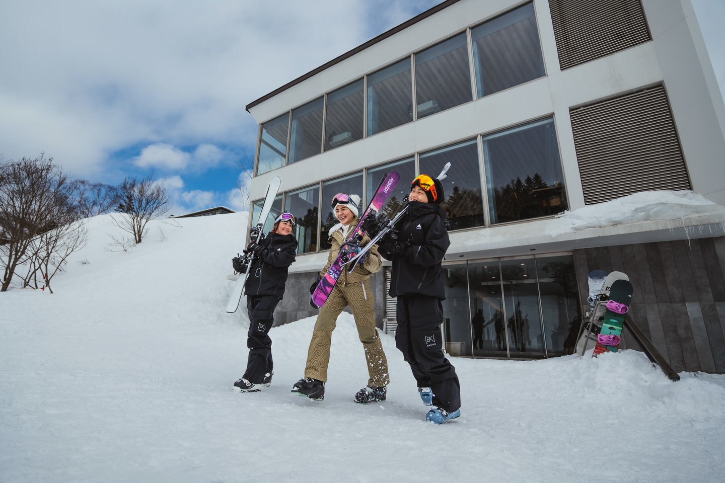พลอย - ชิดจันทร์ ห่ง