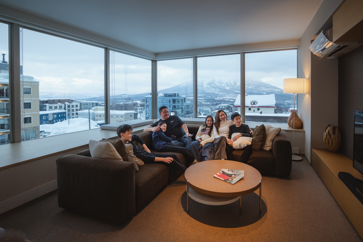 พลอย - ชิดจันทร์ ห่ง