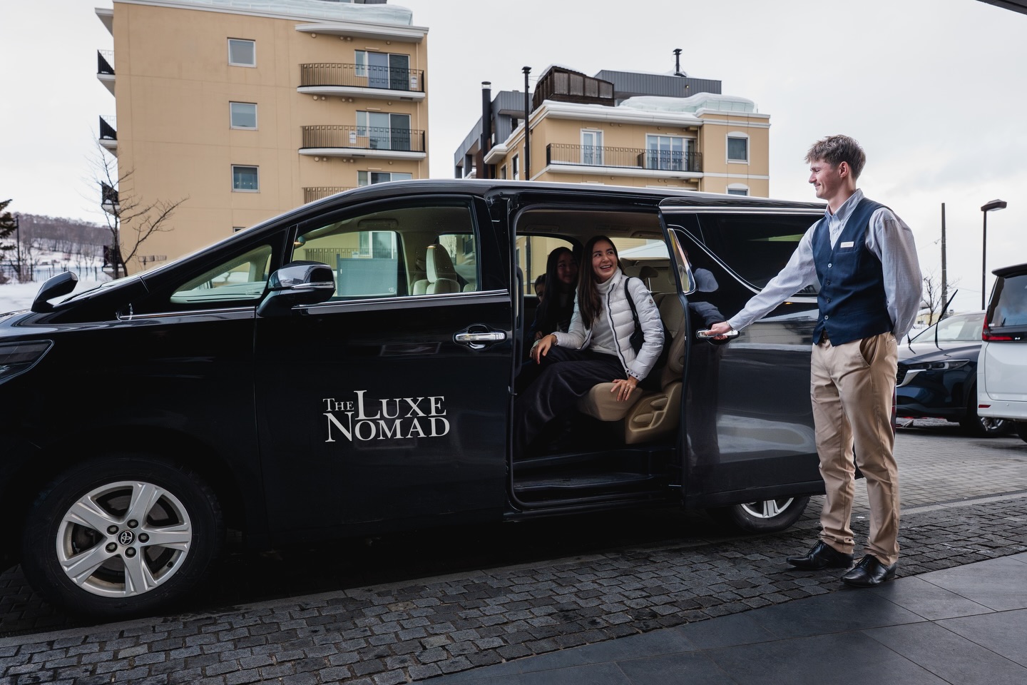 พลอย - ชิดจันทร์ ห่ง