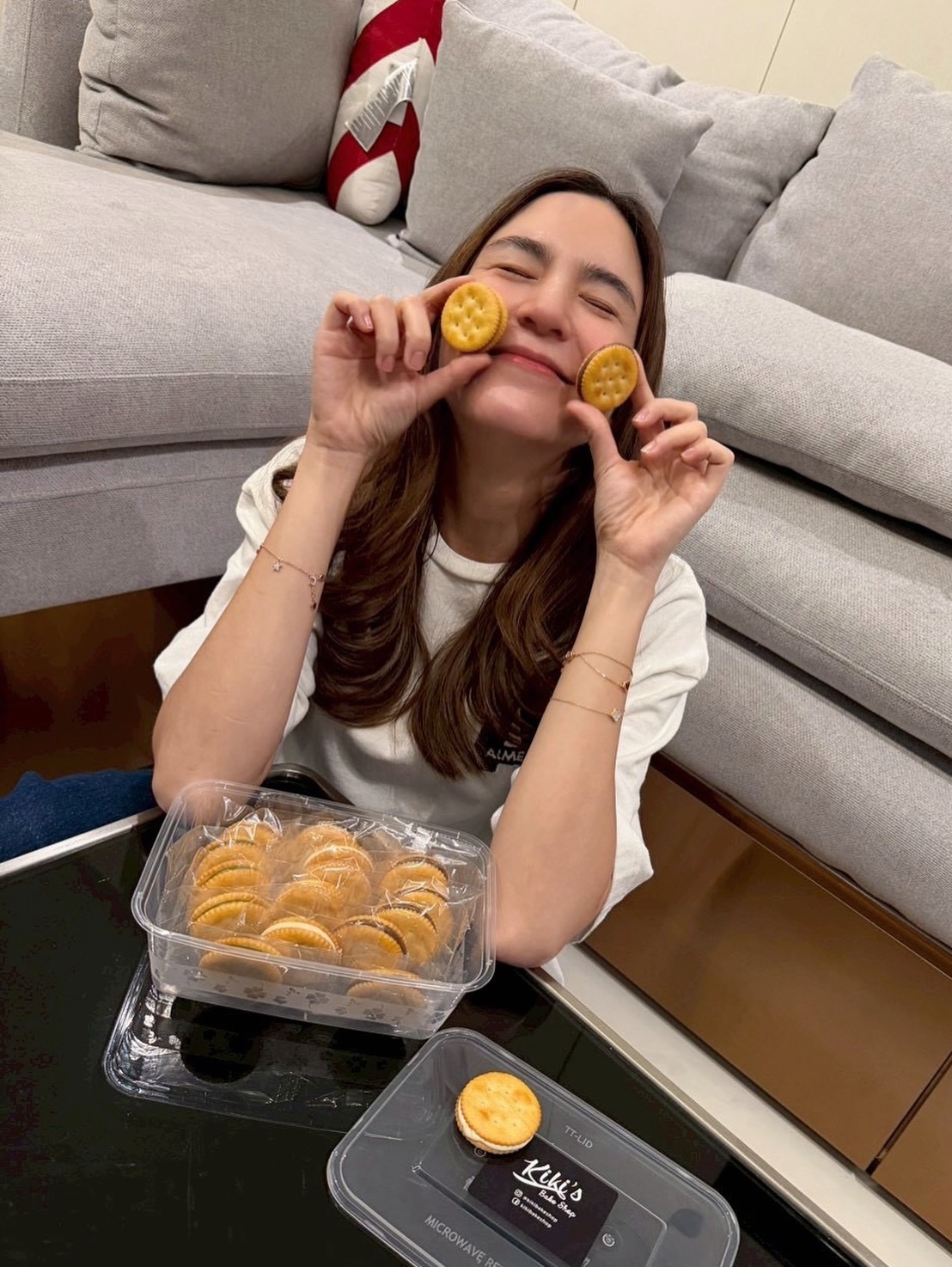 พลอย - ชิดจันทร์ ห่ง