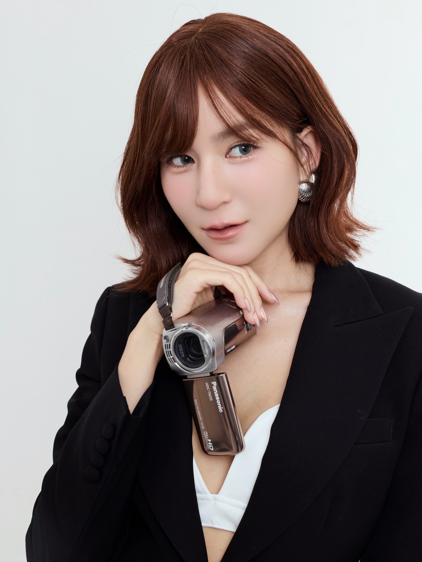 พลอย - ชิดจันทร์ ห่ง