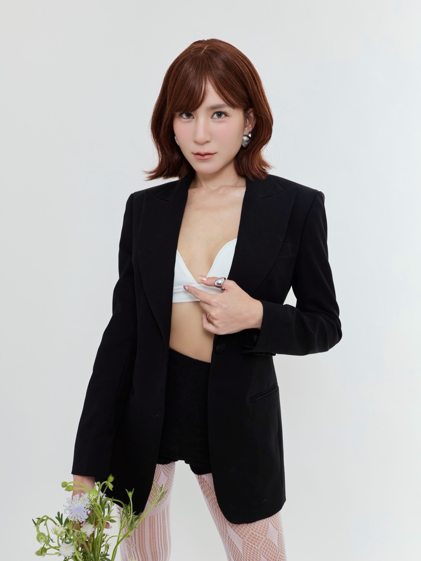 พลอย - ชิดจันทร์ ห่ง