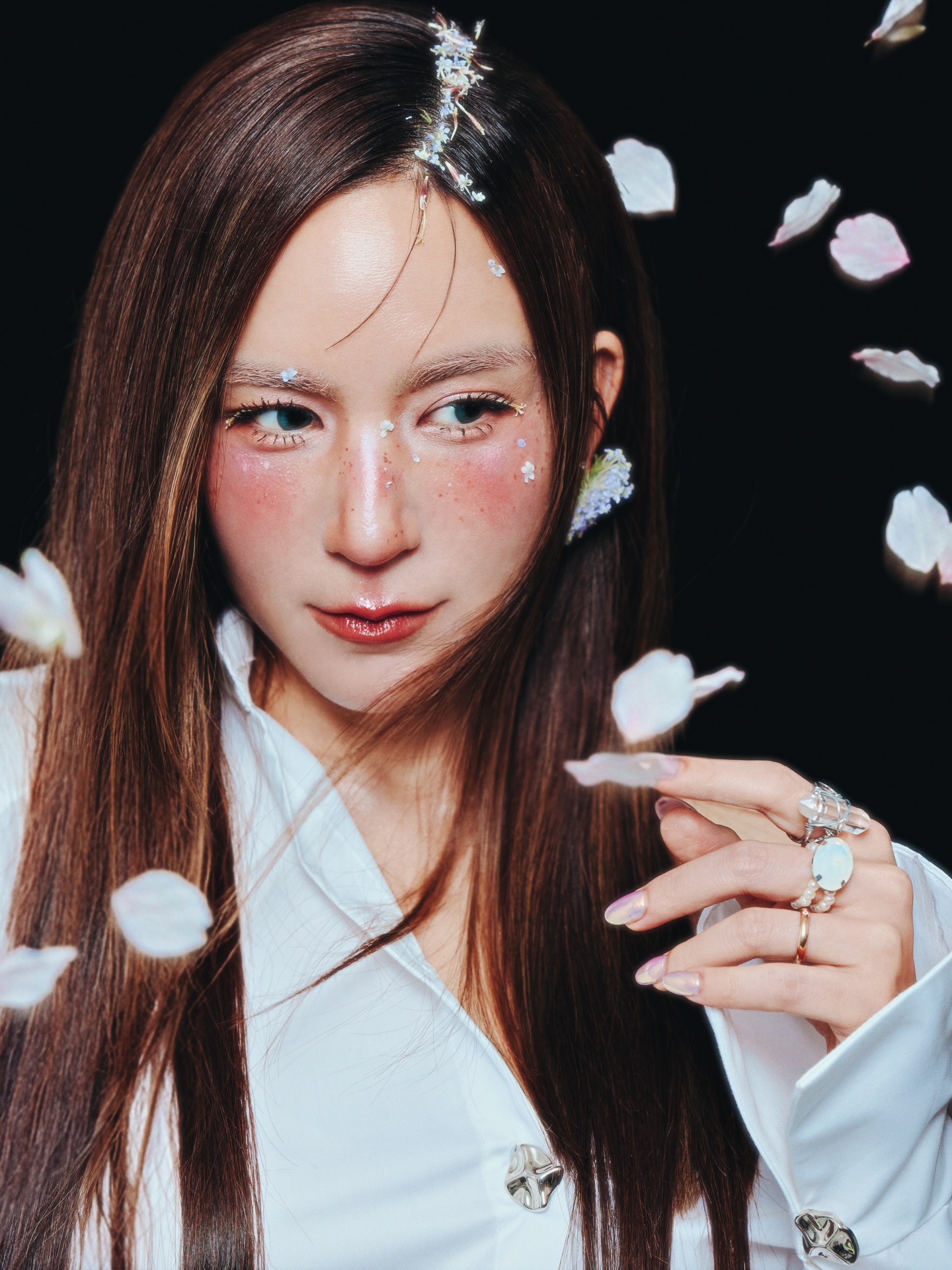 พลอย - ชิดจันทร์ ห่ง