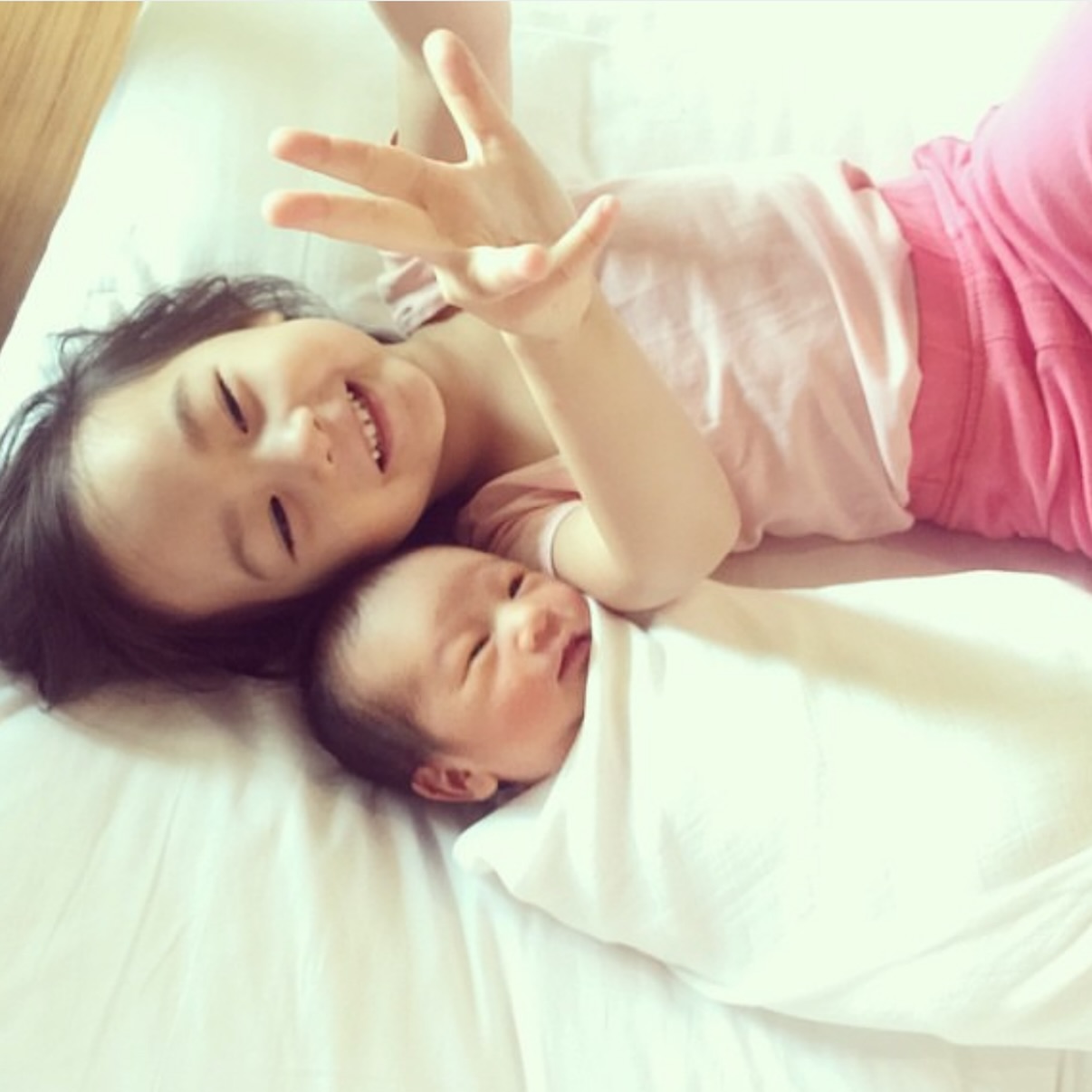 พลอย - ชิดจันทร์ ห่ง