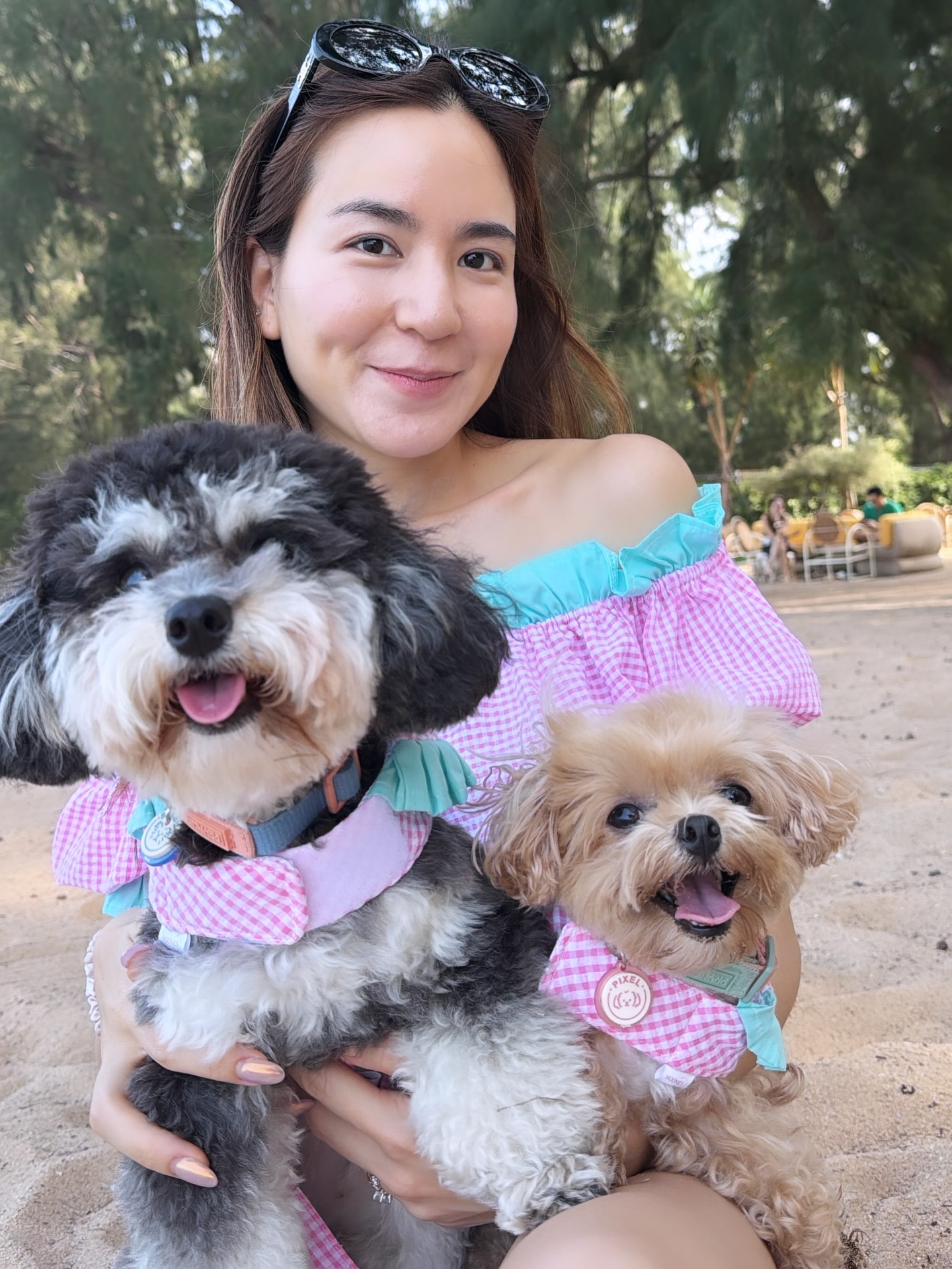 พลอย - ชิดจันทร์ ห่ง