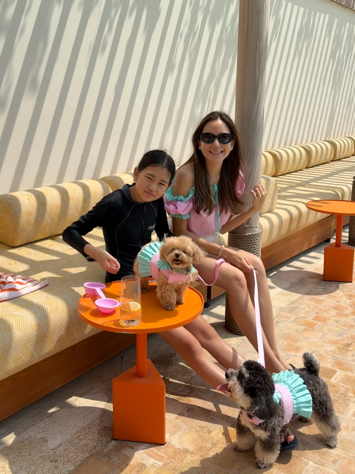 พลอย - ชิดจันทร์ ห่ง