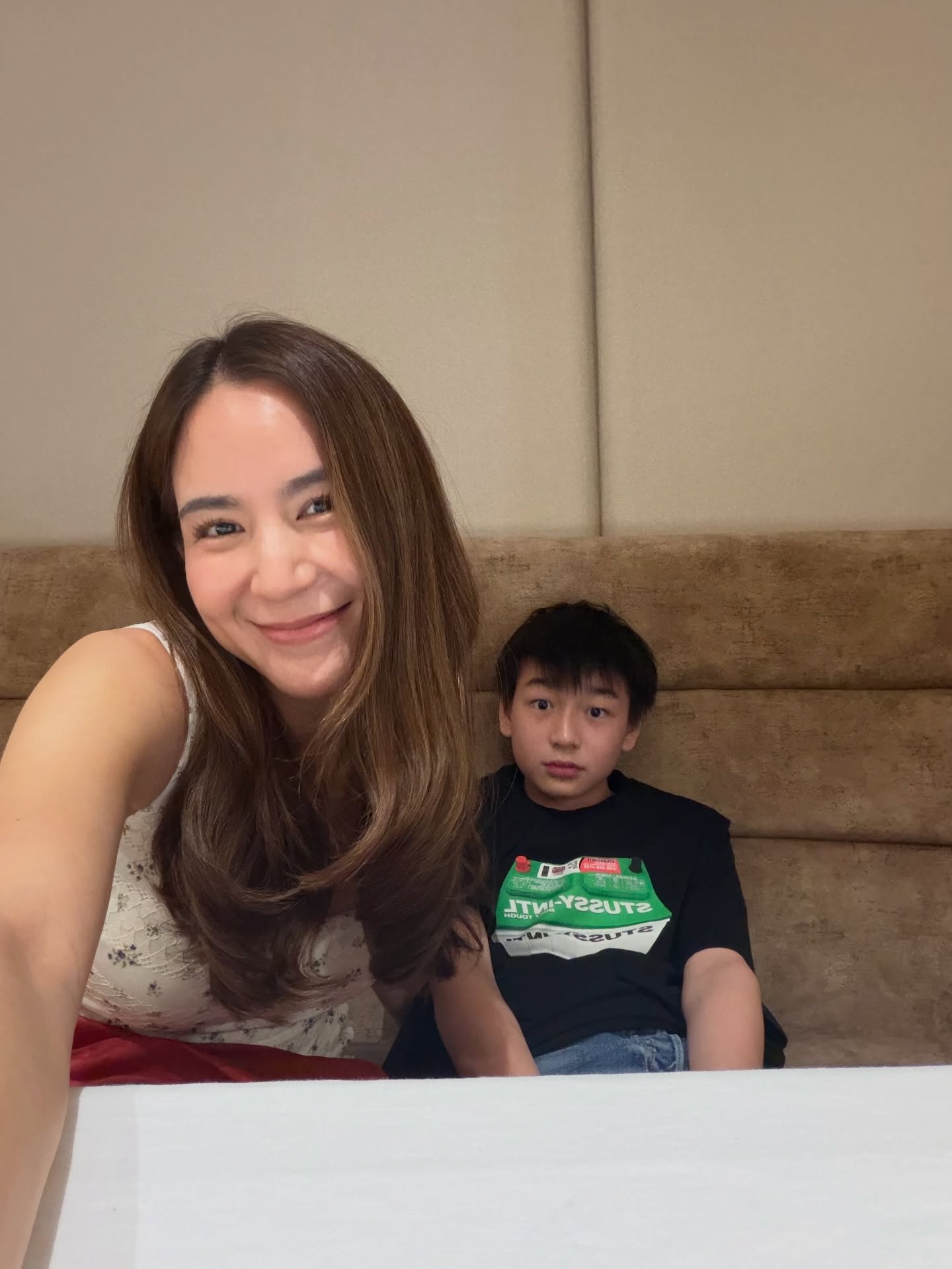 พลอย - ชิดจันทร์ ห่ง