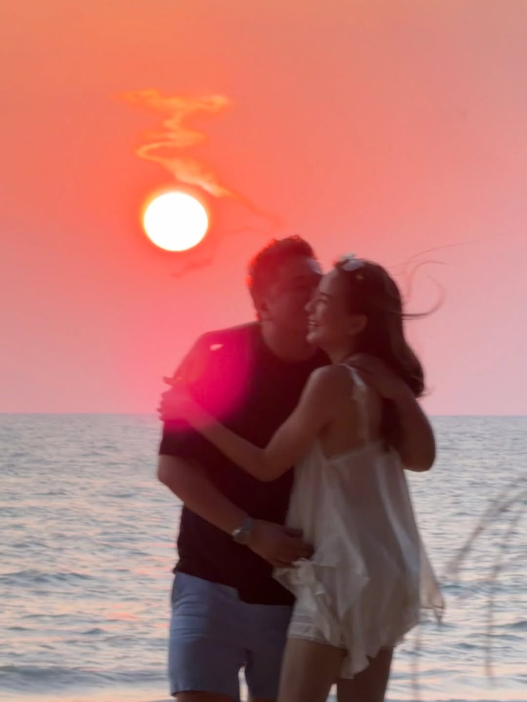 พลอย - ชิดจันทร์ ห่ง