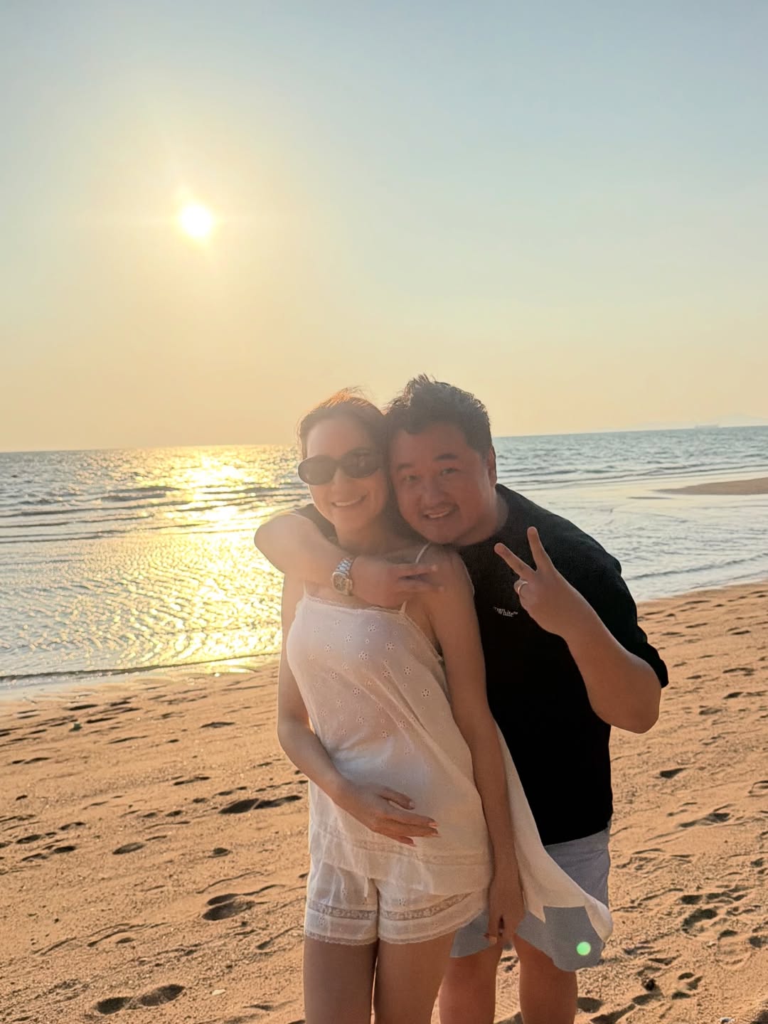 พลอย - ชิดจันทร์ ห่ง