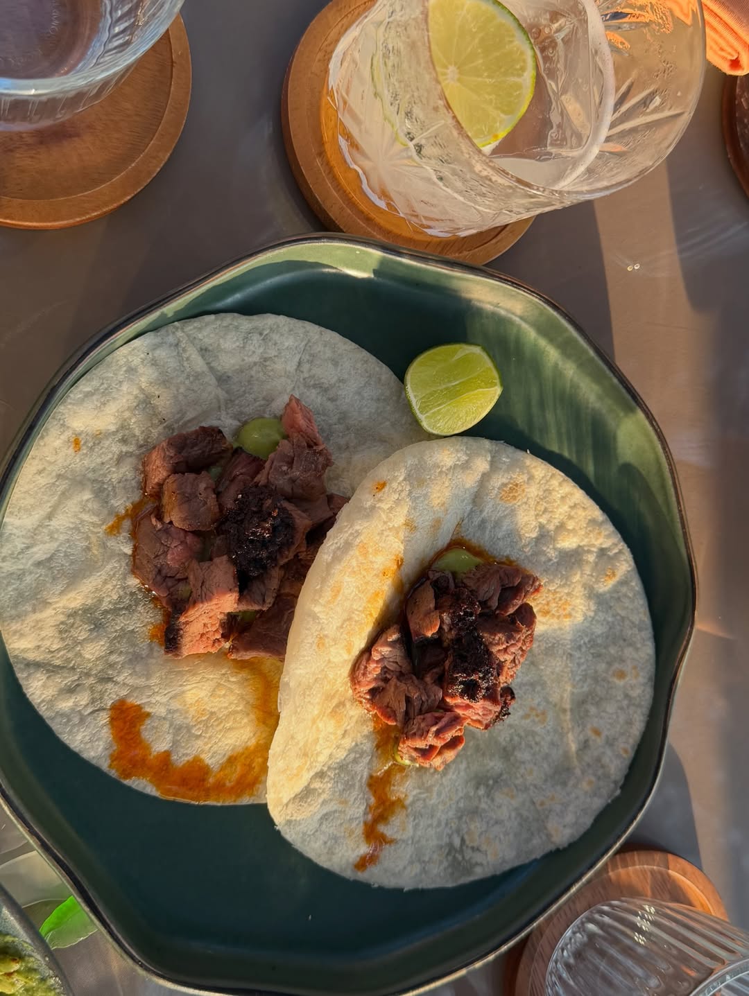 พลอย - ชิดจันทร์ ห่ง