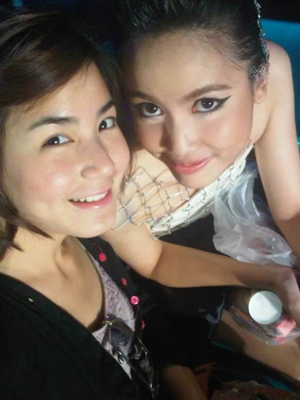 พลอย - ชิดจันทร์ ห่ง