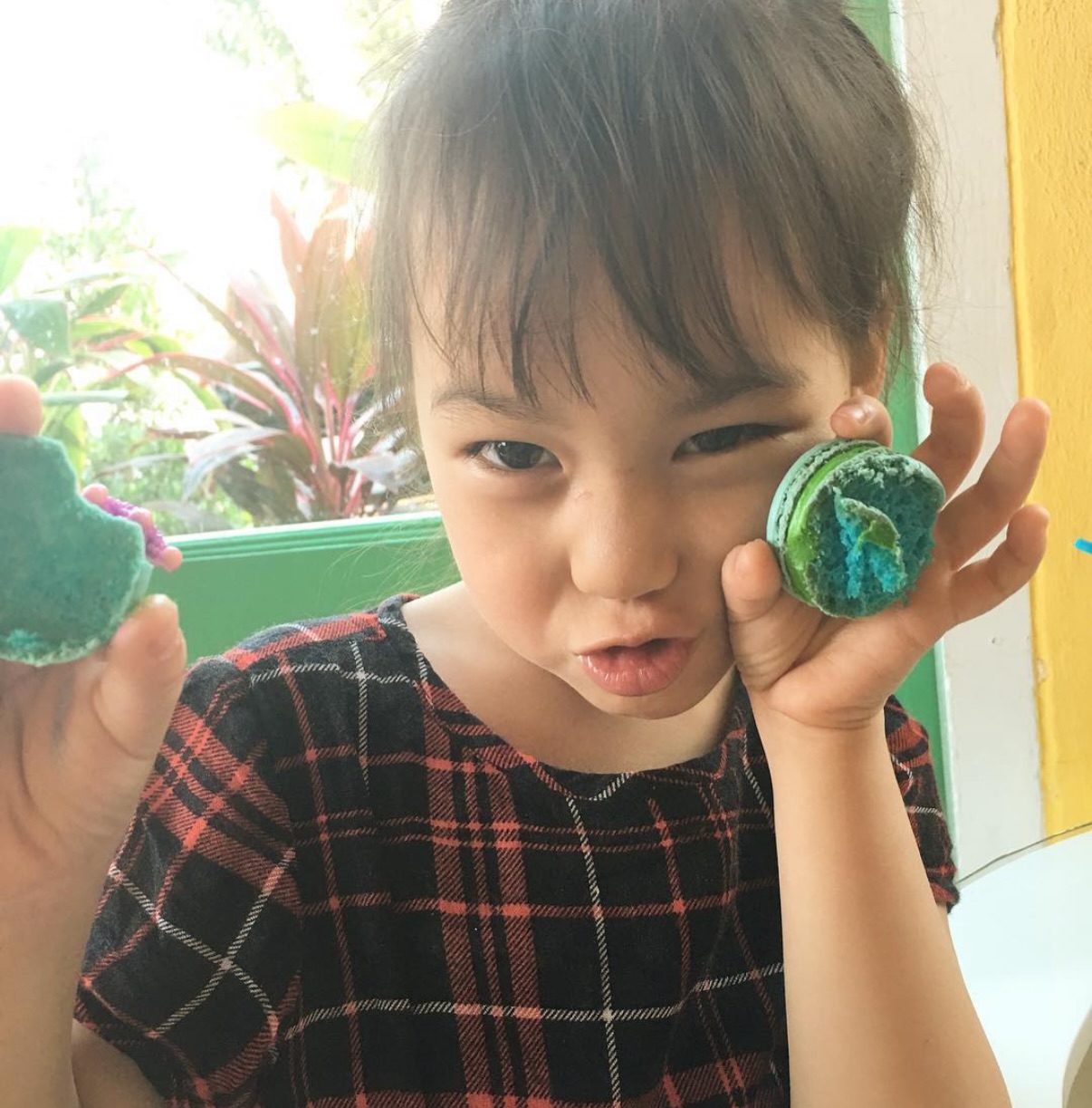 พลอย - ชิดจันทร์ ห่ง