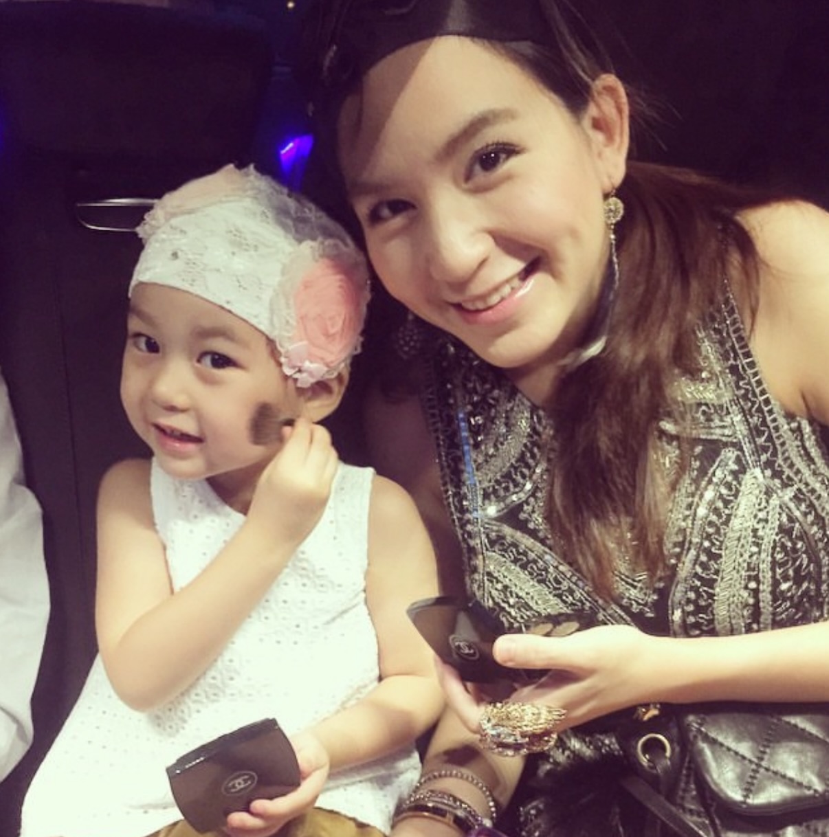 พลอย - ชิดจันทร์ ห่ง