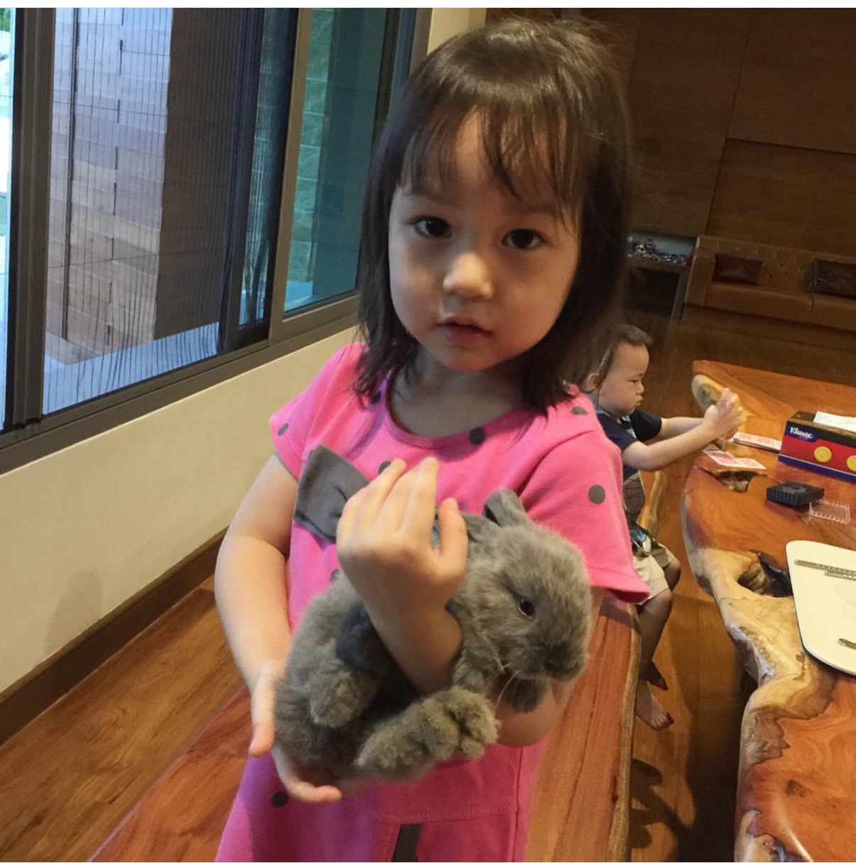 พลอย - ชิดจันทร์ ห่ง