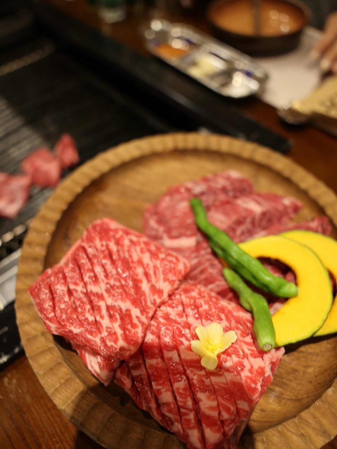 พลอย - ชิดจันทร์ ห่ง