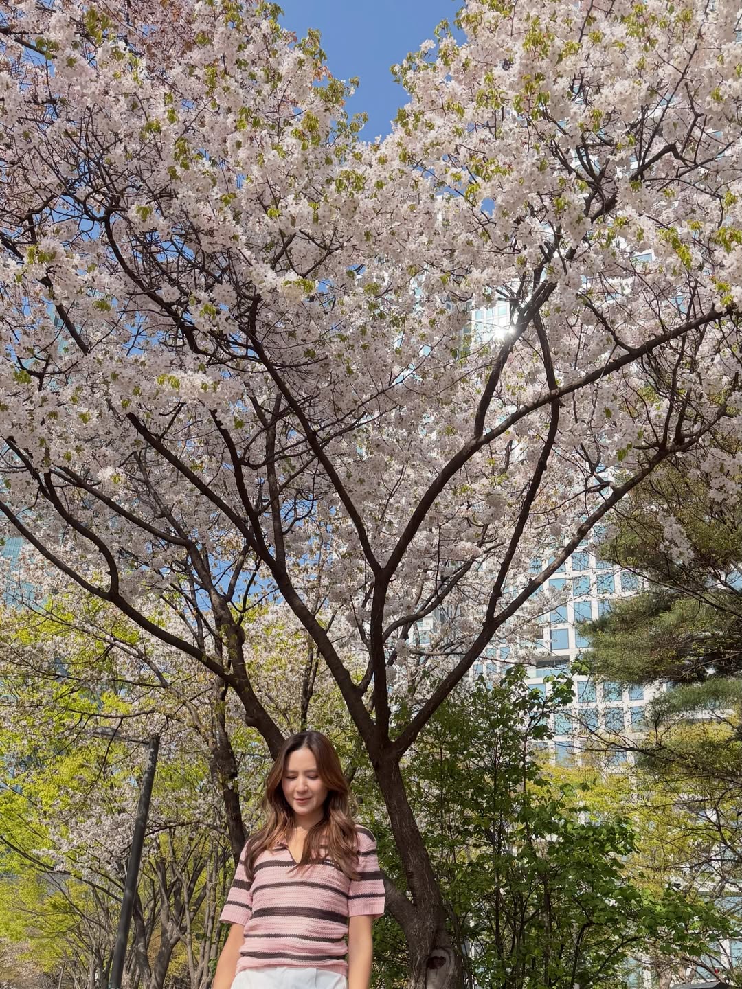 พลอย - ชิดจันทร์ ห่ง