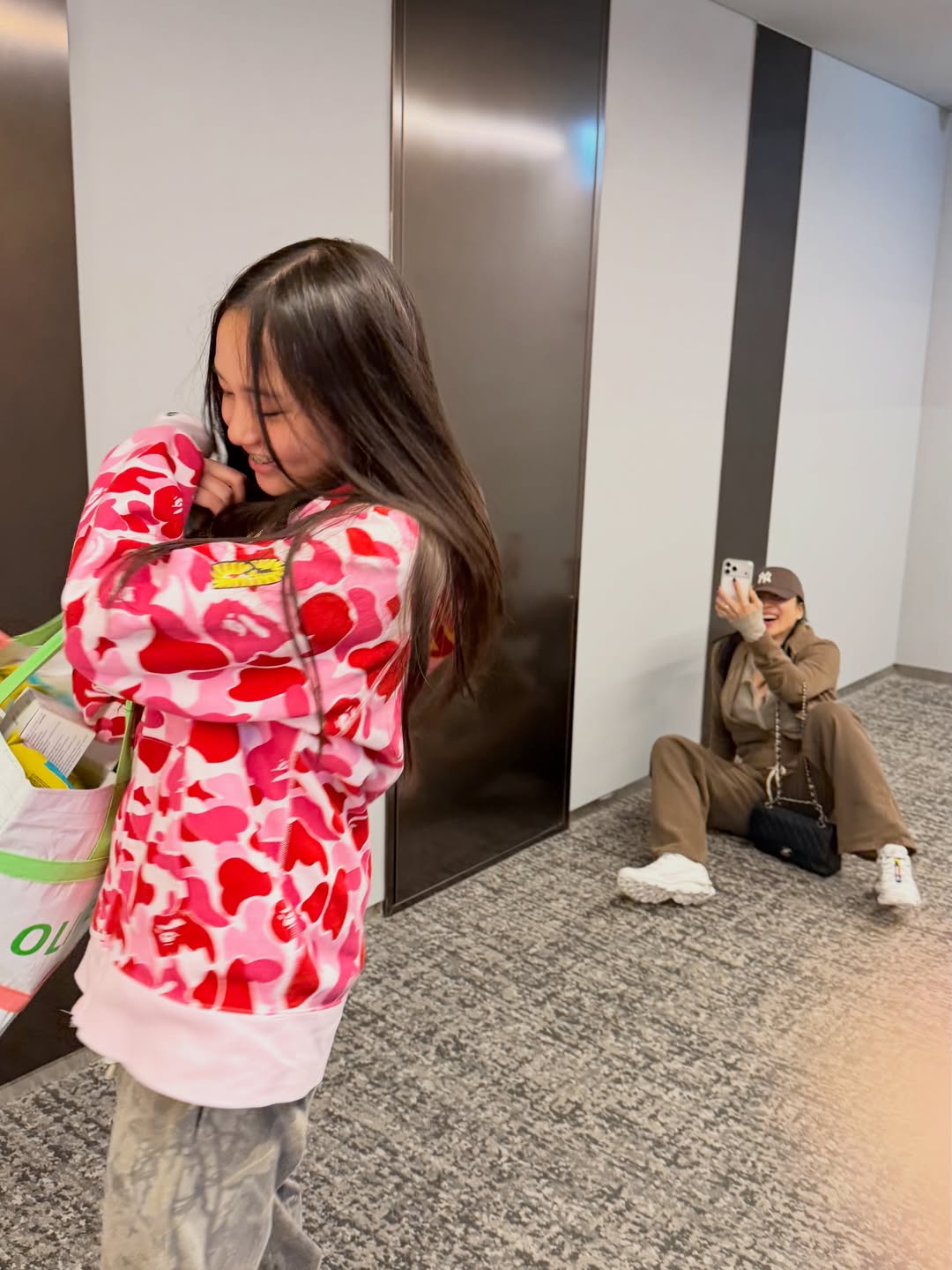 พลอย - ชิดจันทร์ ห่ง