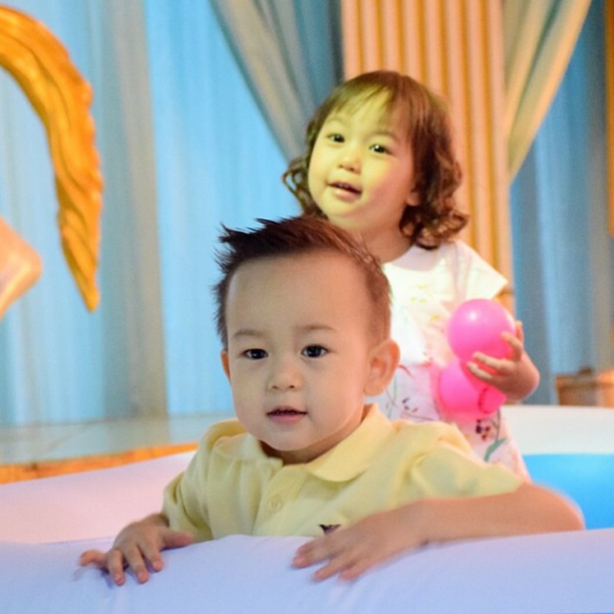 พลอย - ชิดจันทร์ ห่ง