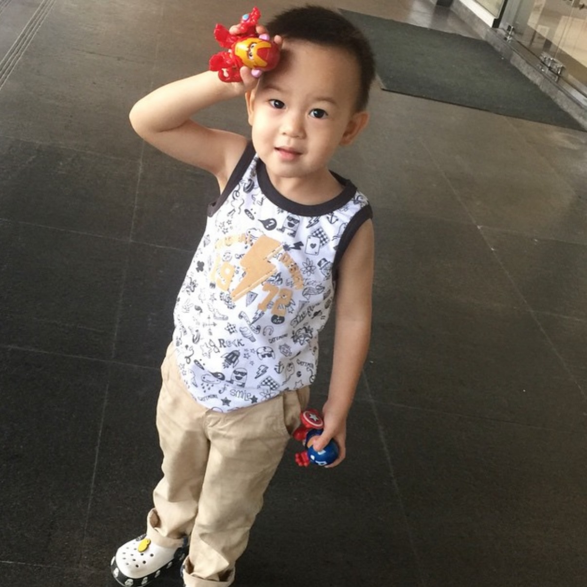 พลอย - ชิดจันทร์ ห่ง