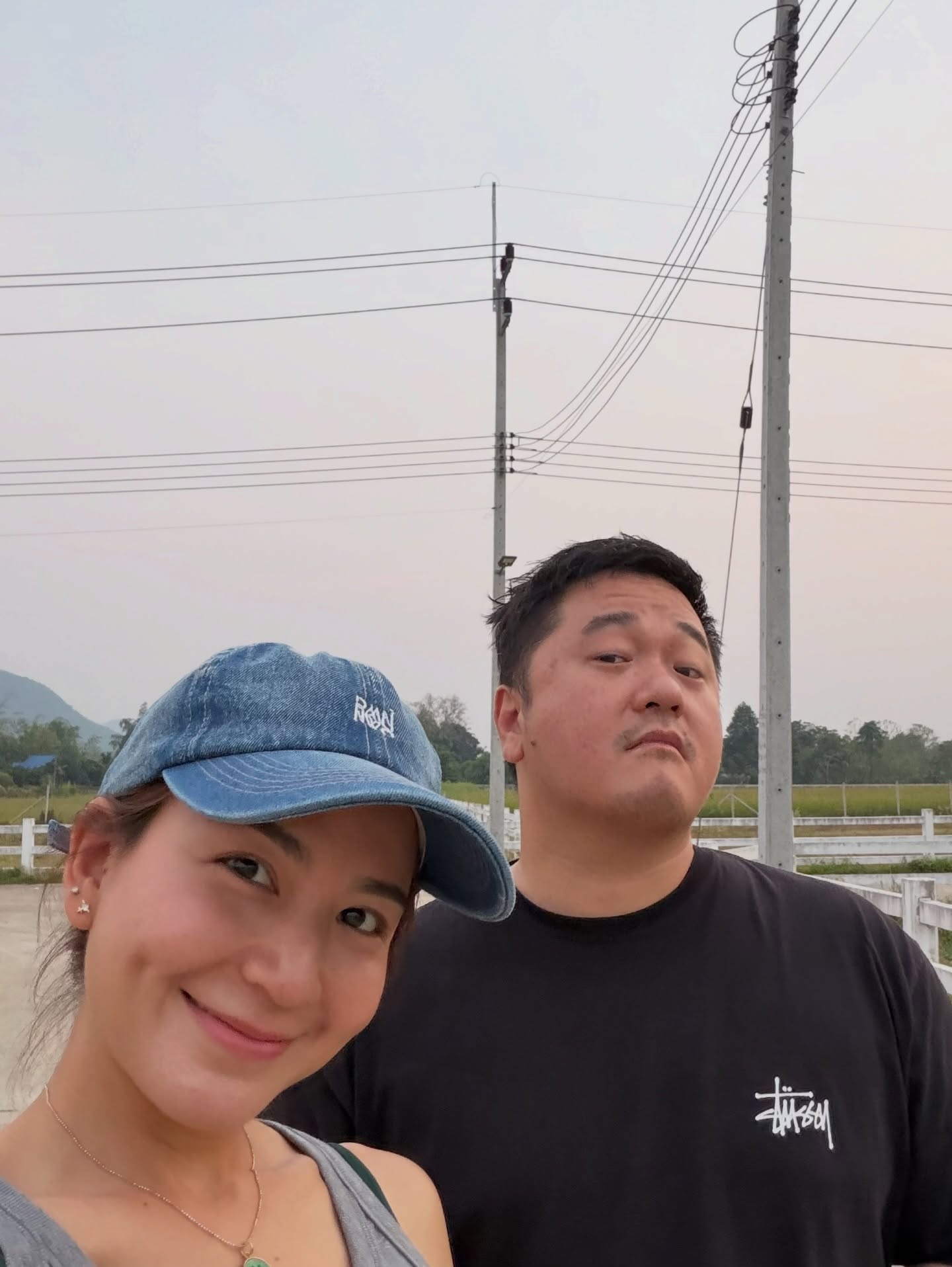 พลอย - ชิดจันทร์ ห่ง