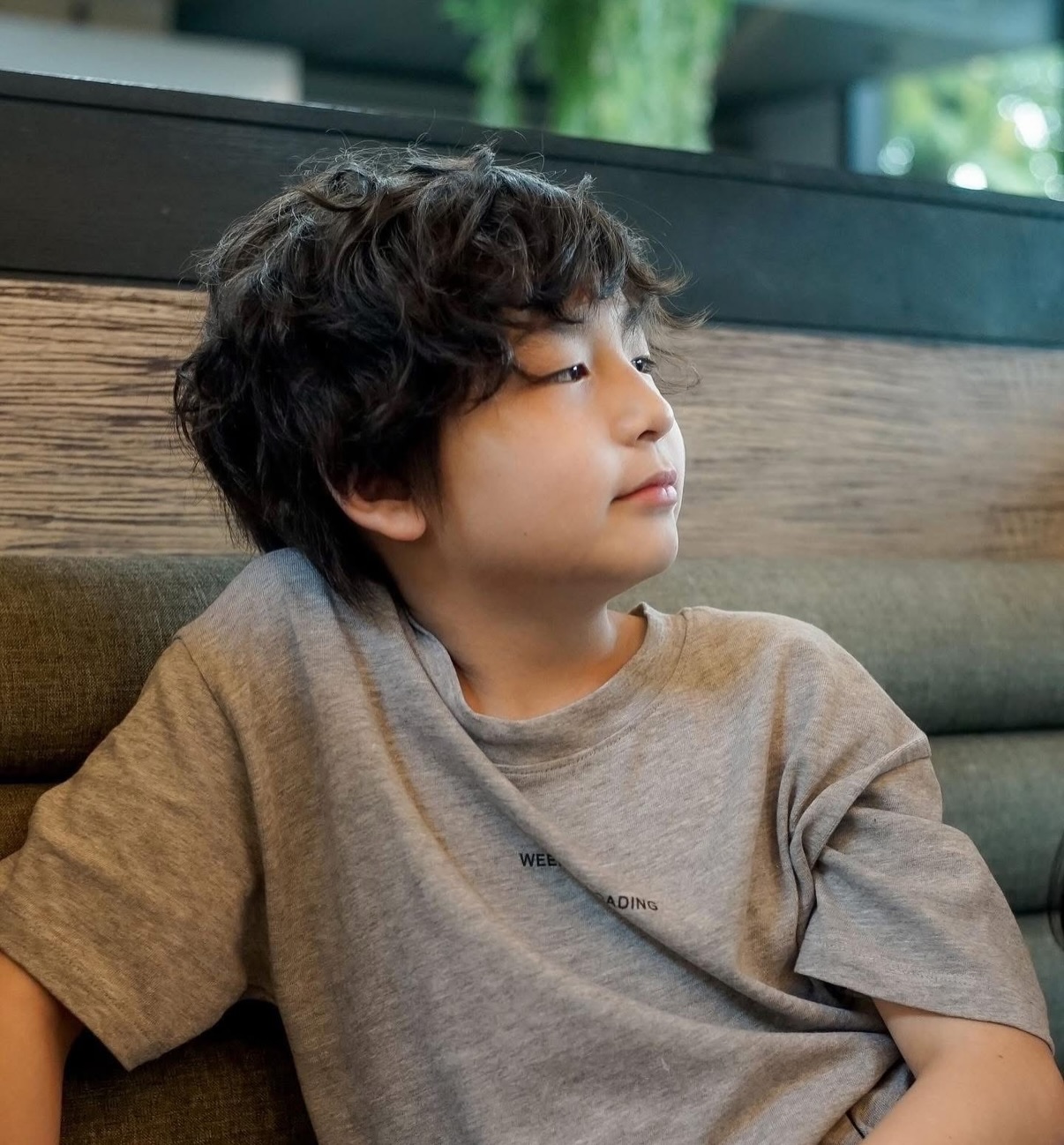 พลอย - ชิดจันทร์ ห่ง
