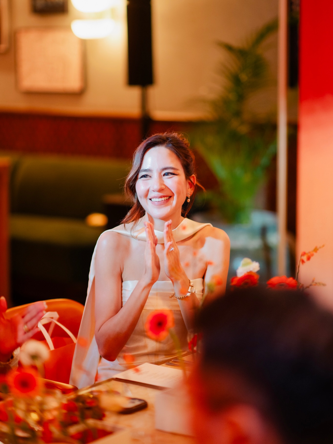 พลอย - ชิดจันทร์ ห่ง