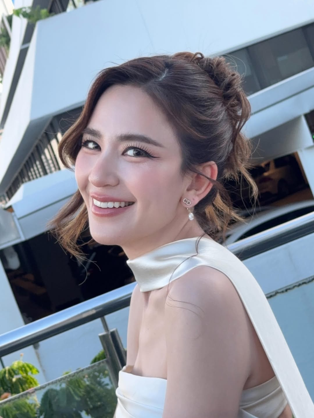 พลอย - ชิดจันทร์ ห่ง