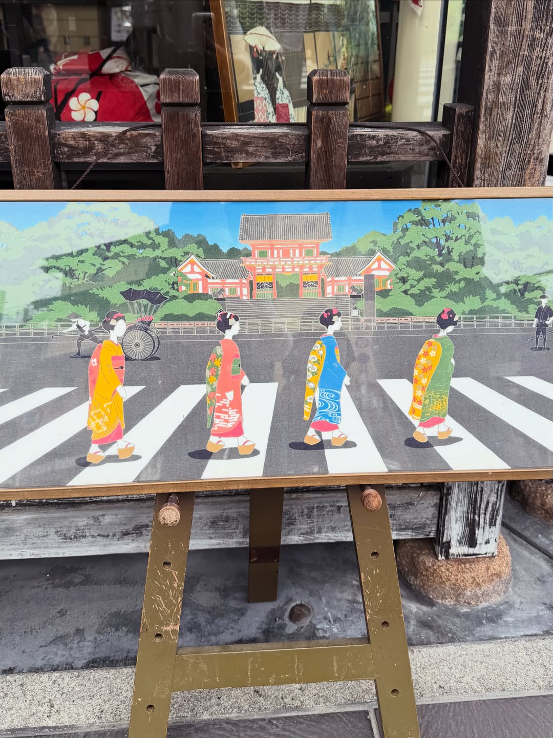 พลอย - ชิดจันทร์ ห่ง