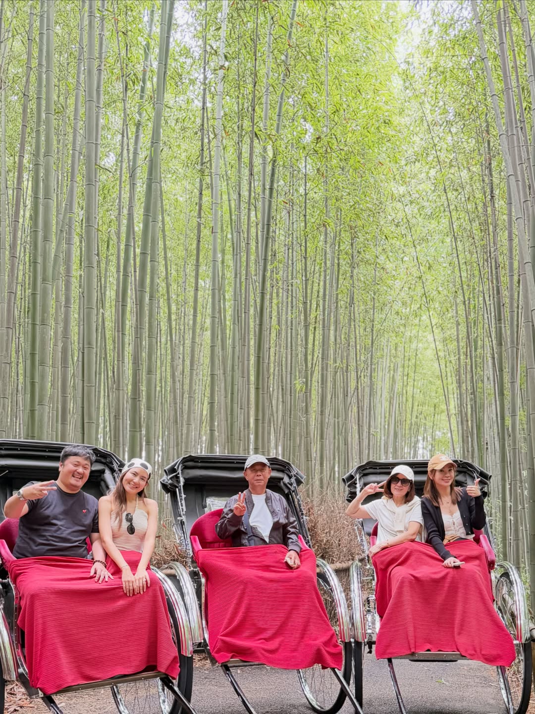 พลอย - ชิดจันทร์ ห่ง