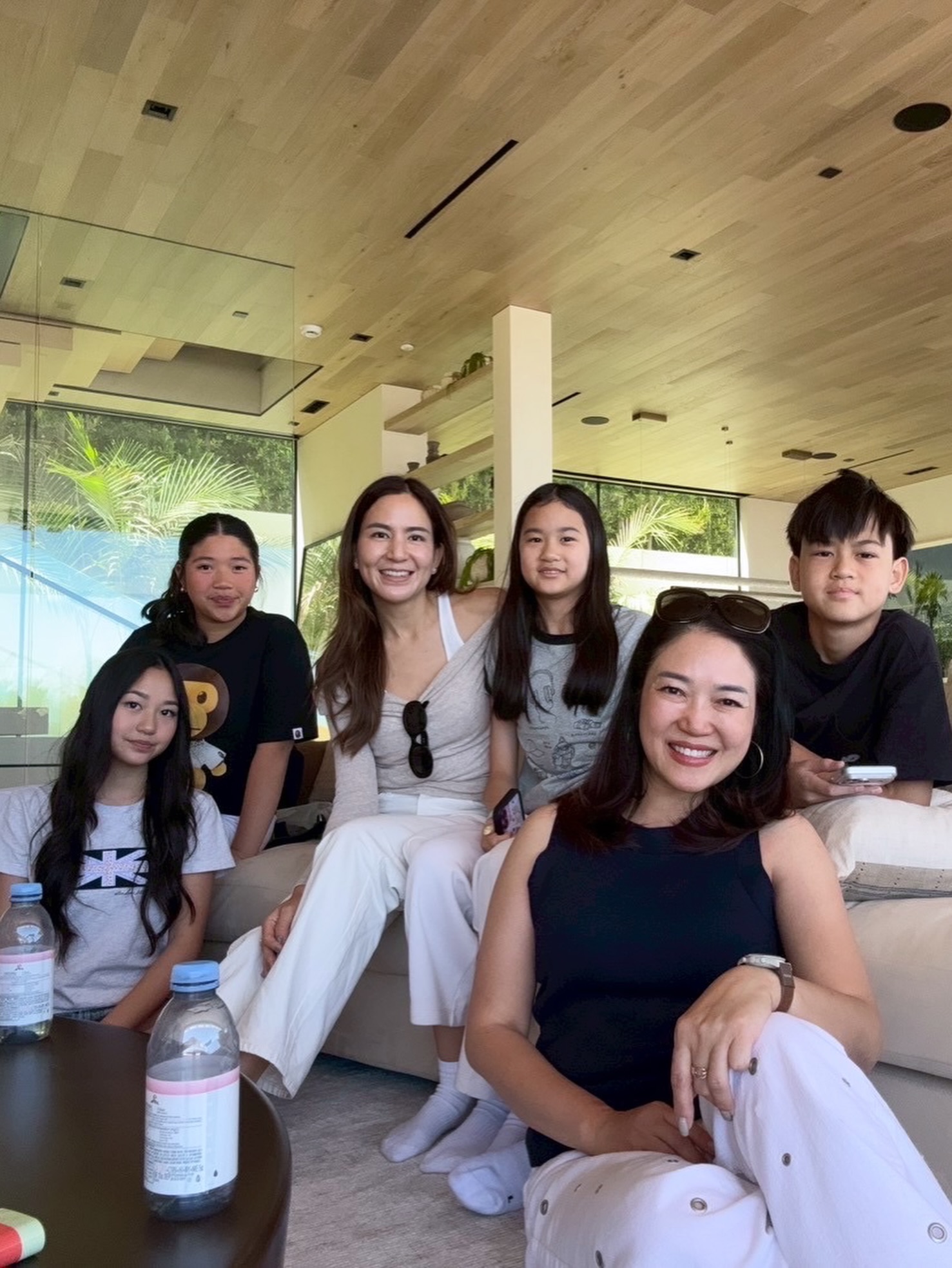 พลอย - ชิดจันทร์ ห่ง