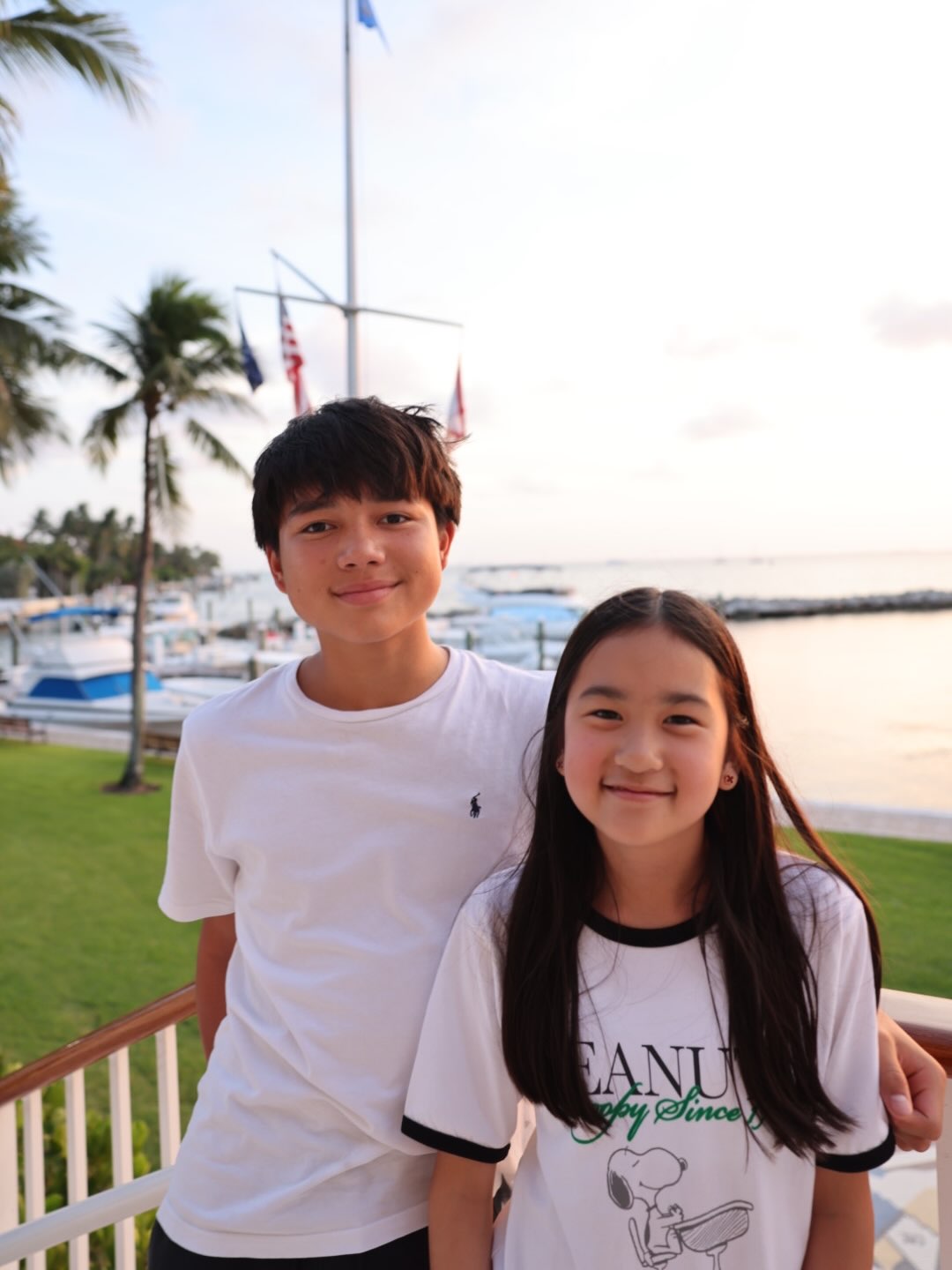 พลอย - ชิดจันทร์ ห่ง